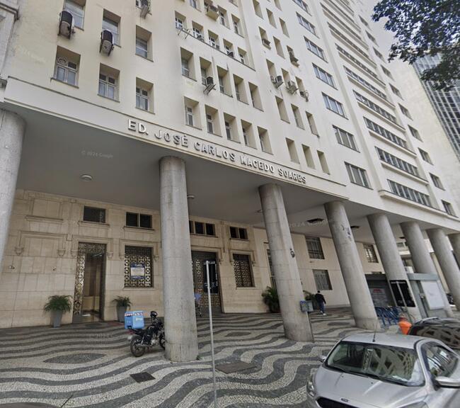 Sala Comercial no Coração do Centro/RJ com 20m2