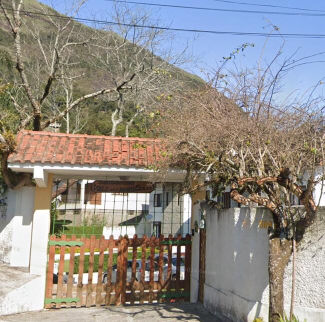 Casa em Condomínio Fechado em Teresópolis/RJ