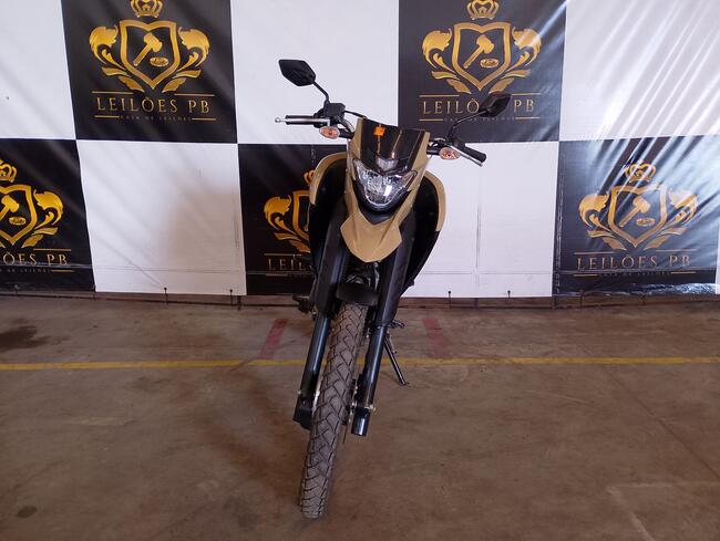 Yamaha XTZ250 Lander 2024 Conservado