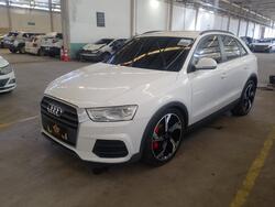 Audi / Q3 2017 em leilão