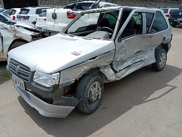 FIAT / UNO MILLE 1.0 FIRE FLEX ECONOMY 2P — foto 17 de 18