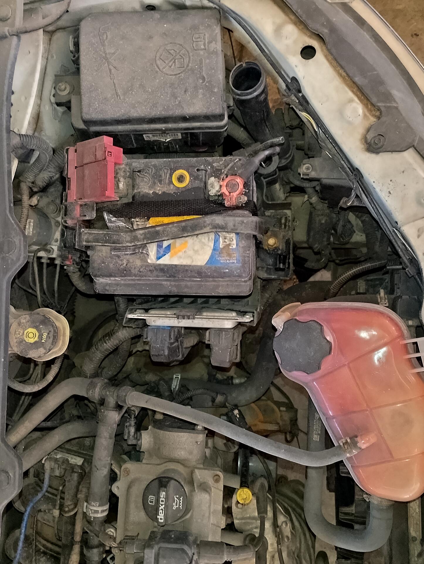 CHEVROLET / ONIX JOY 1.0 8V MT6 FLEX 2017/2018 — foto 9 de 36