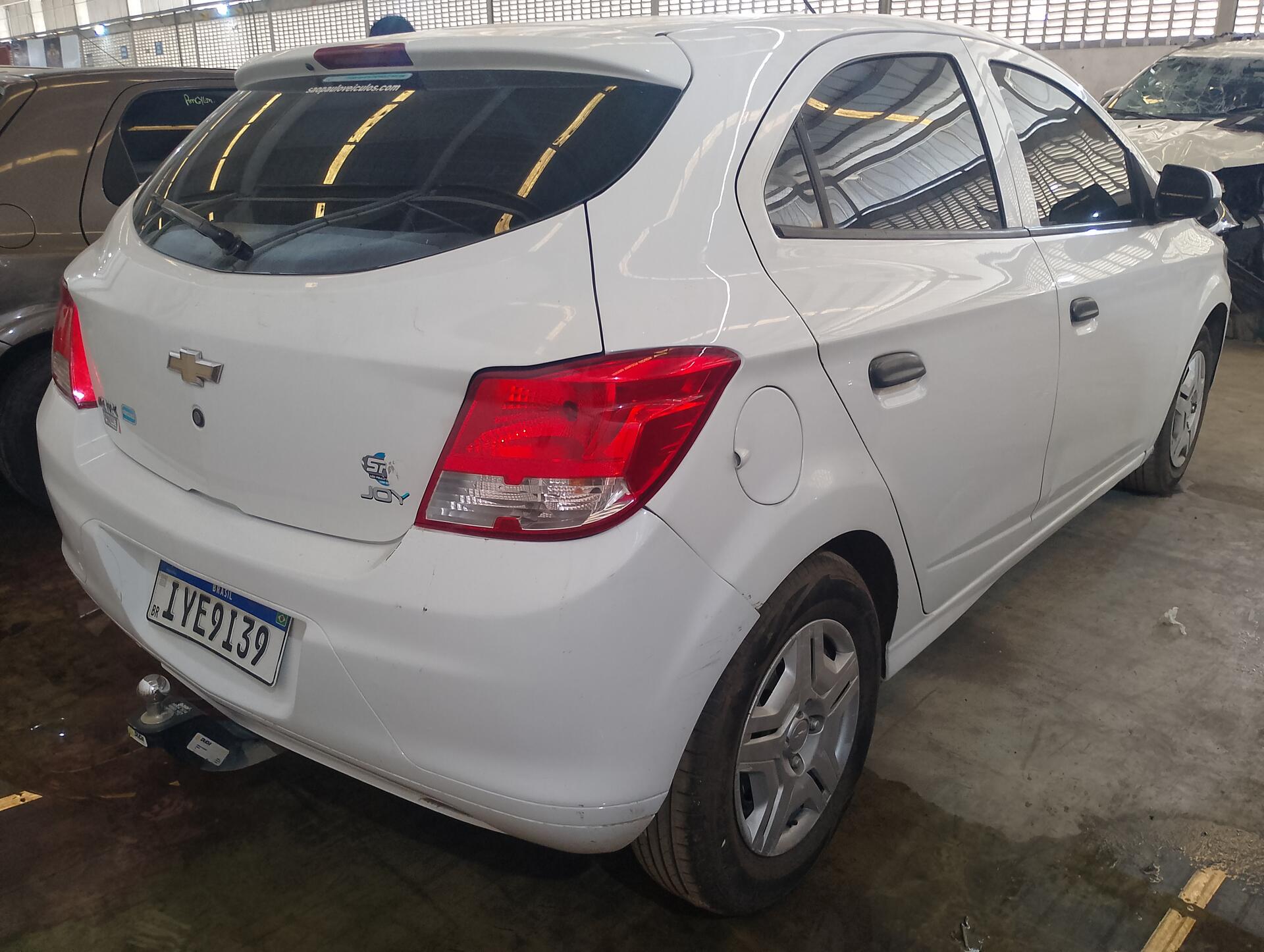 CHEVROLET / ONIX JOY 1.0 8V MT6 FLEX 2017/2018 — foto 18 de 36
