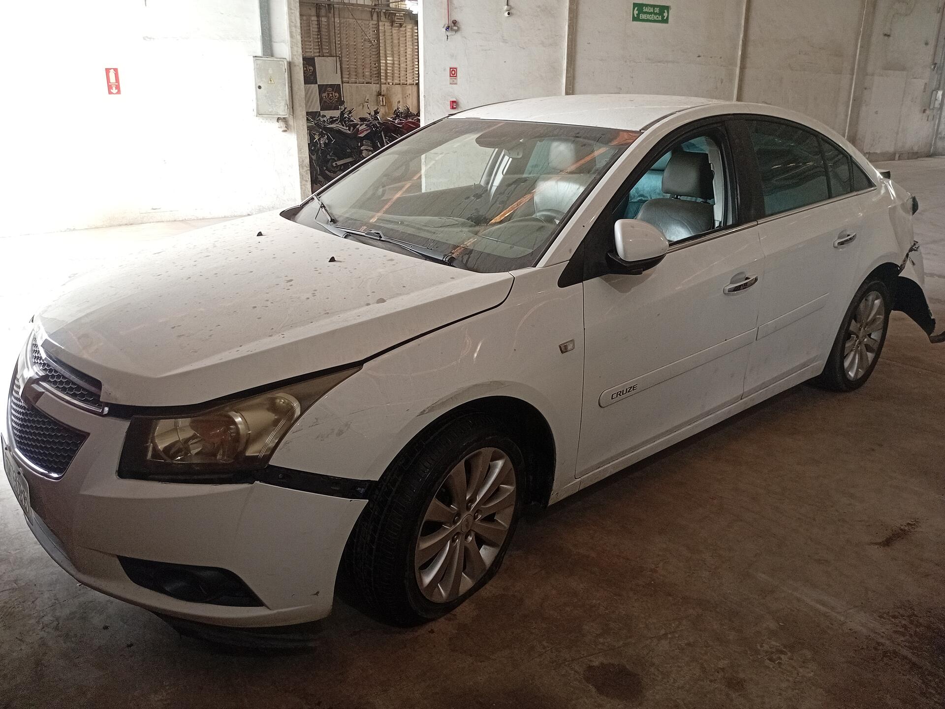 CHEVROLET / CRUZE SEDAN LTZ 1.8 16V 4P AUT GNV_FLEX 2014/2014 — foto 18 de 40