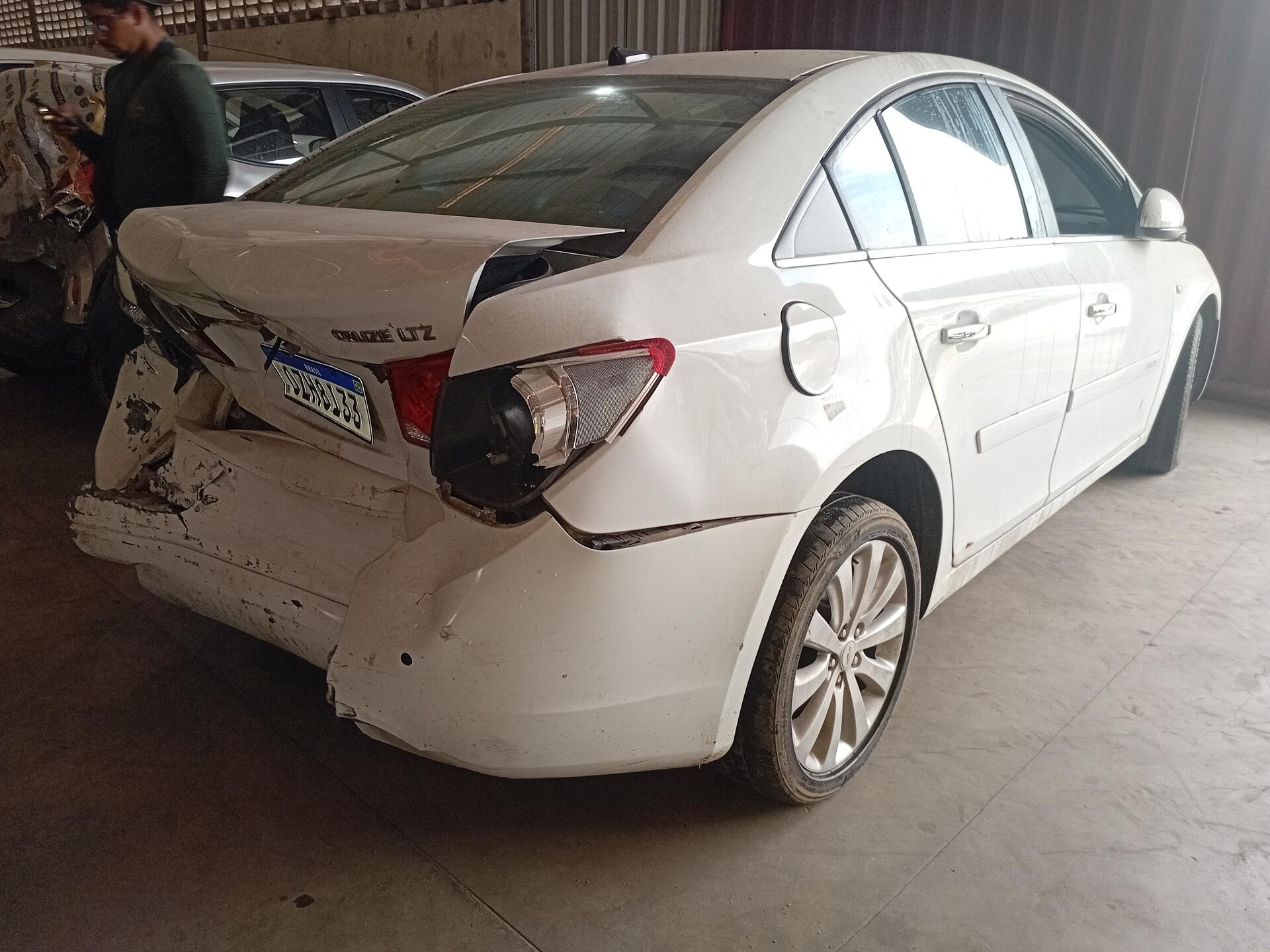 CHEVROLET / CRUZE SEDAN LTZ 1.8 16V 4P AUT GNV_FLEX 2014/2014 — foto 31 de 40