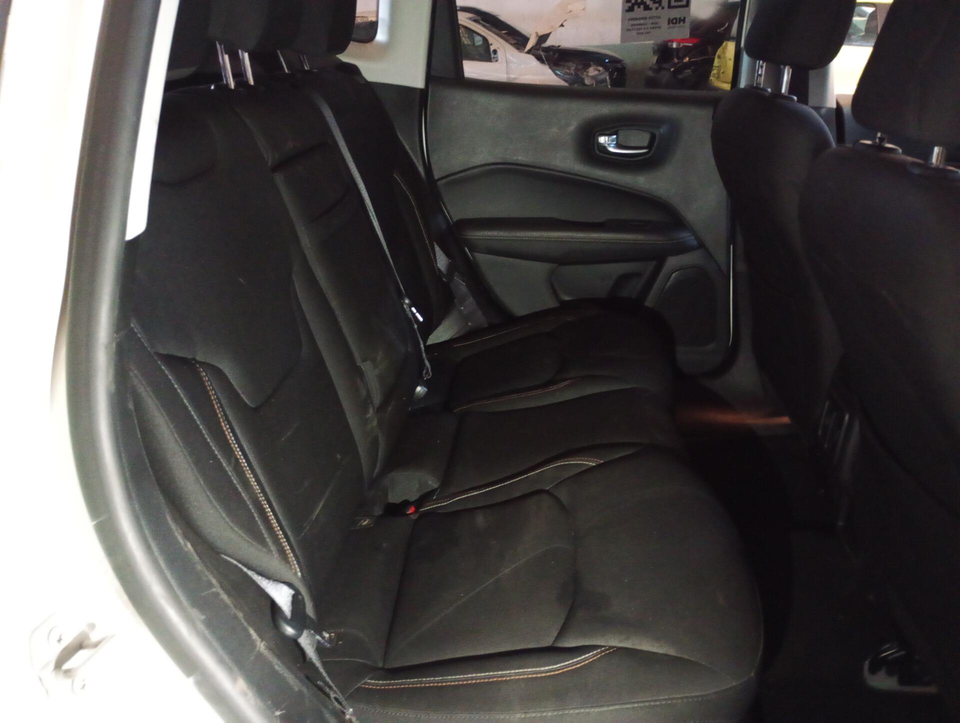 JEEP / COMPASS SPORT 2.0 4X2 FLEX 16V AUT. 2020/2020 — foto 13 de 14