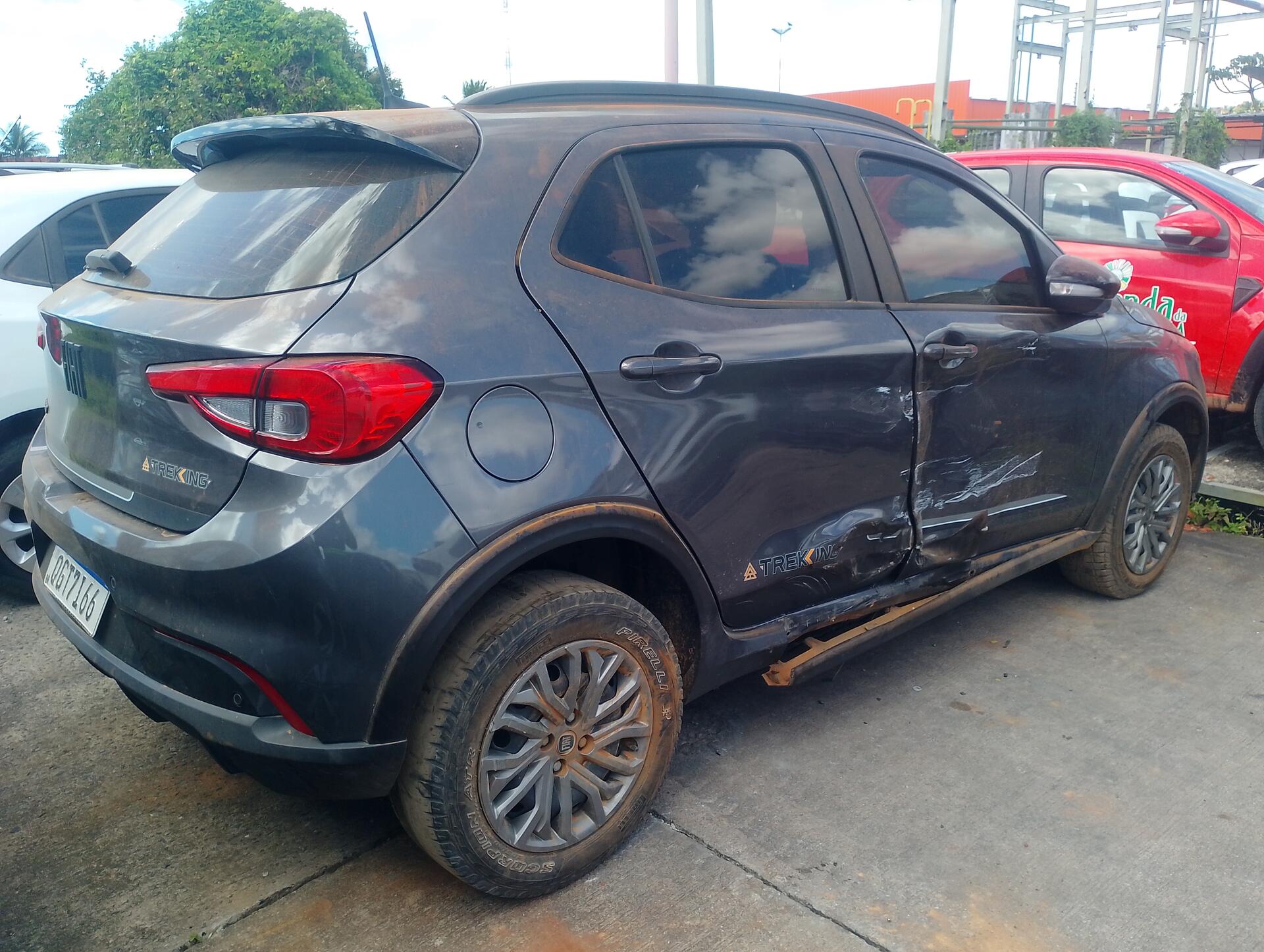 FIAT / ARGO TREKKING 1.3 8V FLEX 2020/2020 — foto 3 de 32