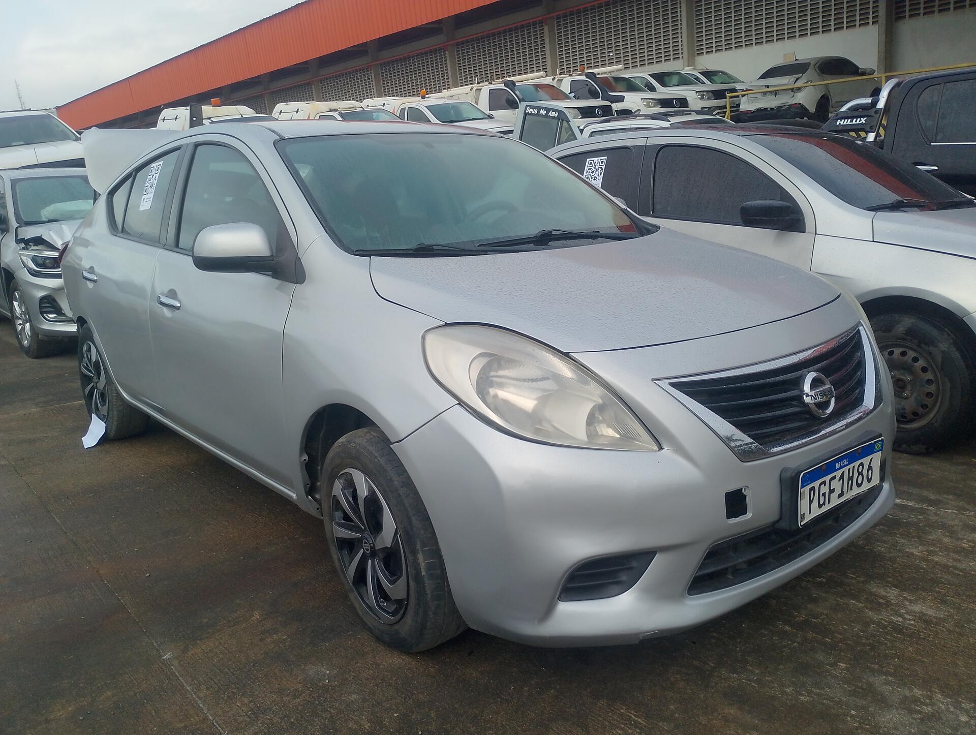 NISSAN / VERSA SV 1.6 16V MEC 4P GNV_FLEX 2012/2013 — foto 20 de 40