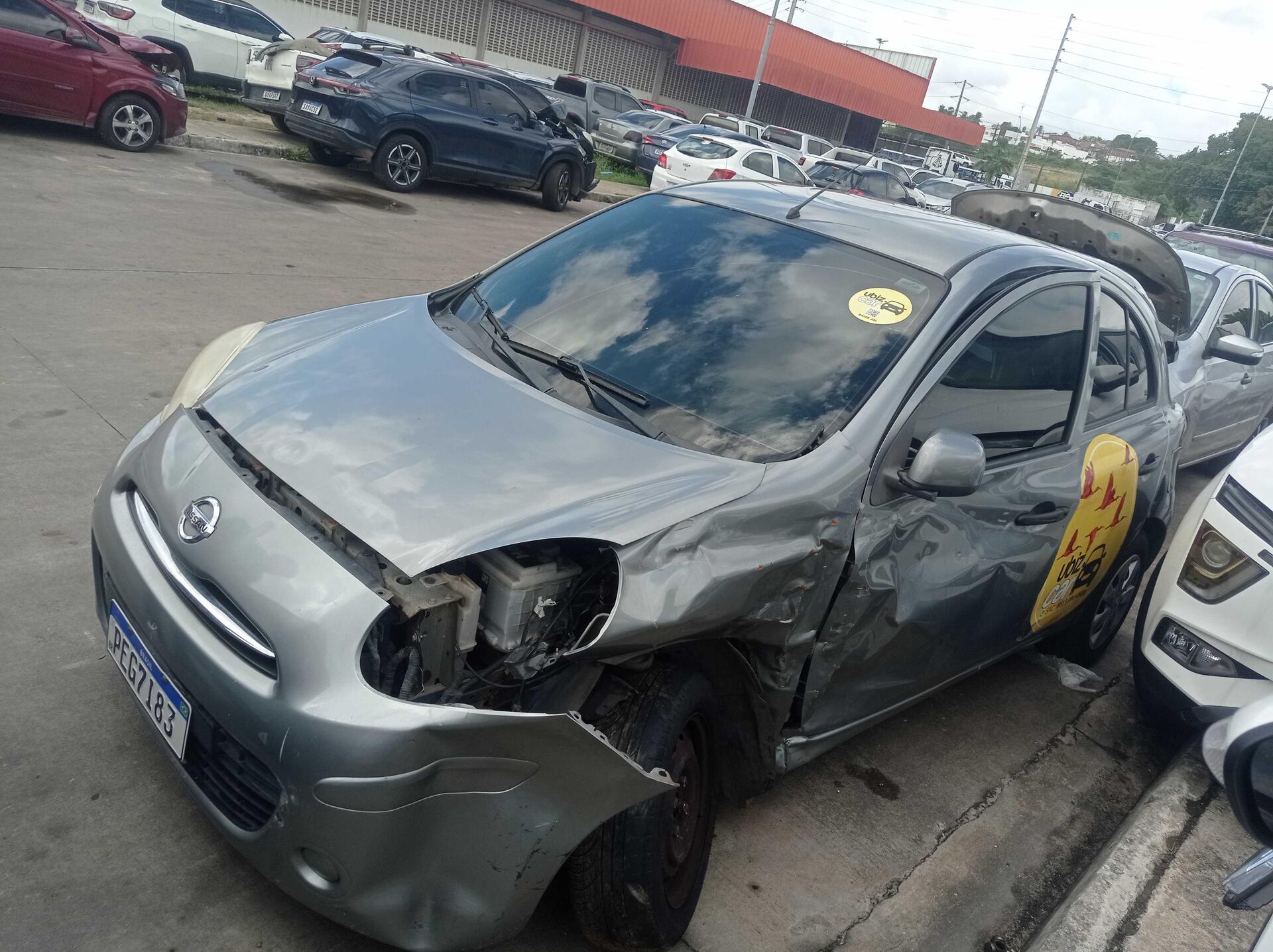 NISSAN / MARCH S 1.0 16V 4P A/G FLEX 2012/2013 — foto 10 de 35