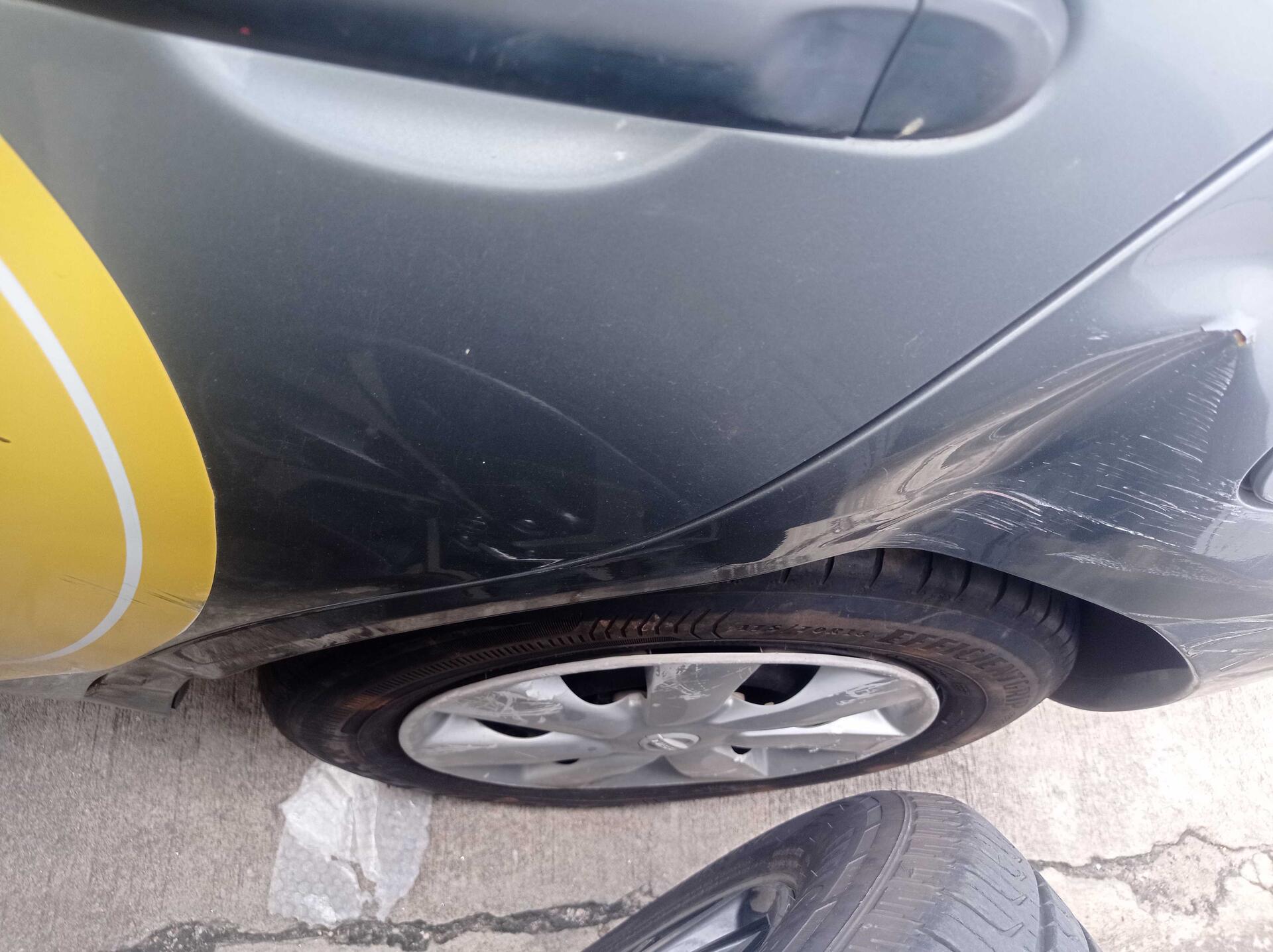 NISSAN / MARCH S 1.0 16V 4P A/G FLEX 2012/2013 — foto 17 de 35