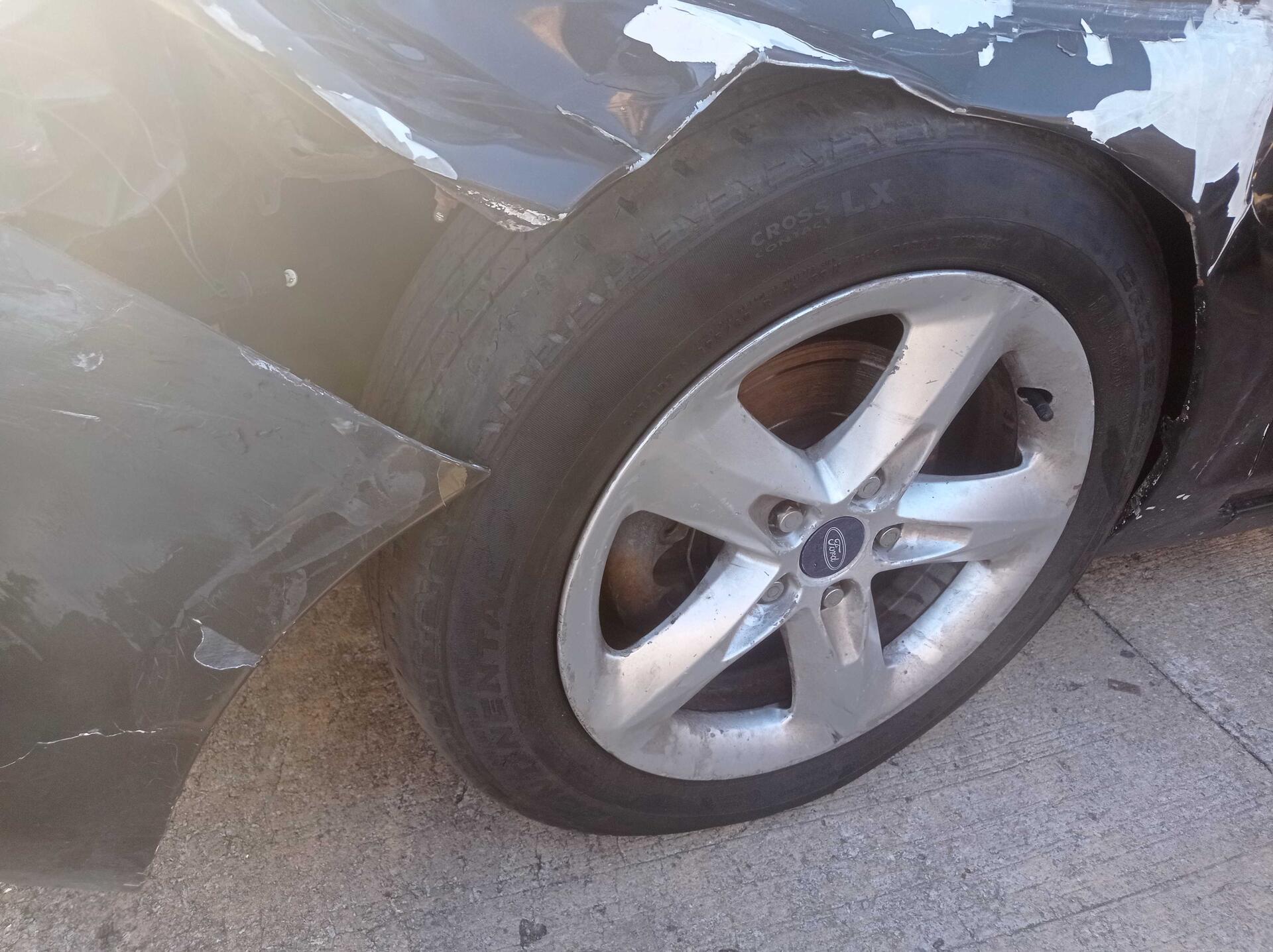 (SUCATA) FORD / FOCUS HATCH S/SE 1.6 16 4P FLEX 2010/2011 — foto 14 de 20