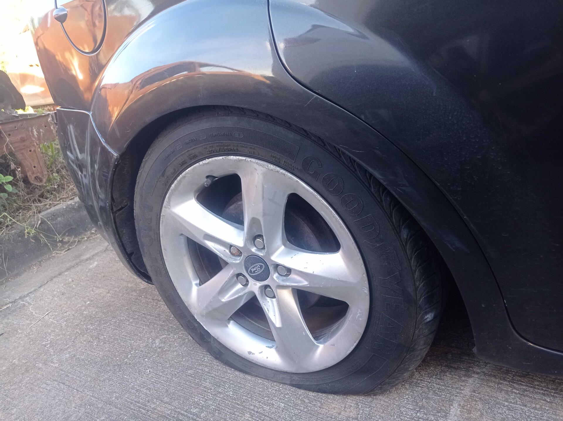 (SUCATA) FORD / FOCUS HATCH S/SE 1.6 16 4P FLEX 2010/2011 — foto 16 de 20