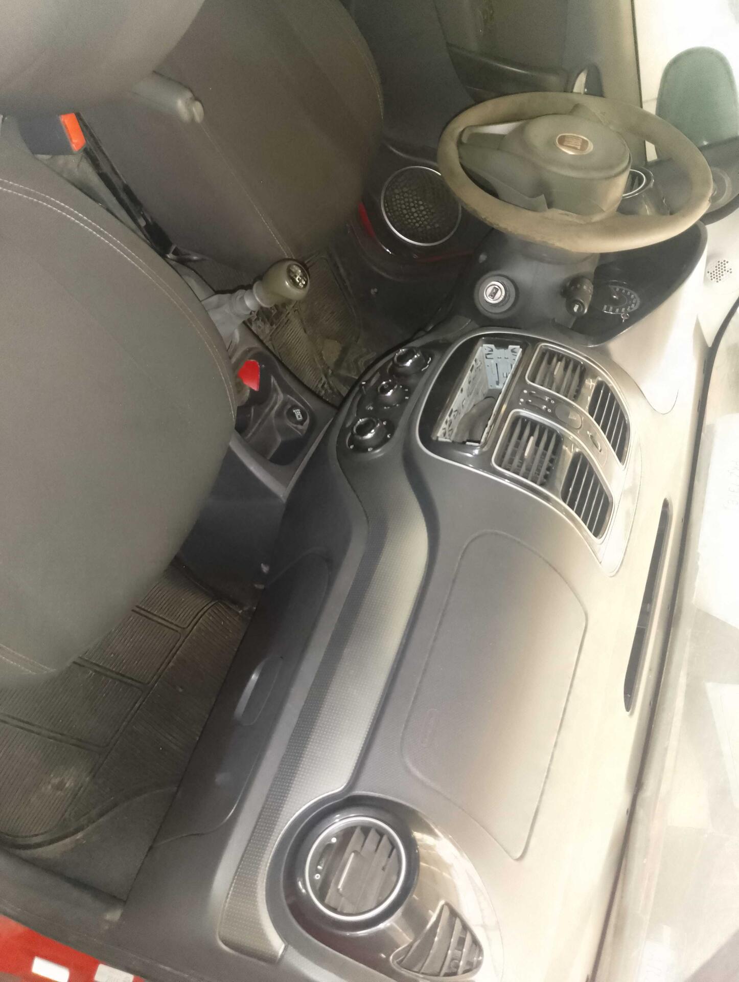 FIAT / SIENA ATTRACTIV 1.4 FLEX 2015/2016 — foto 6 de 36