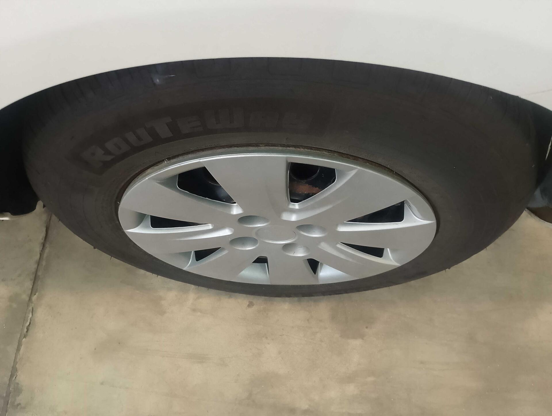 (SUCATA) VOLKSWAGEN / GOL 1.0MI TOTAL FLEX 8V 4P 2013/2014 — foto 16 de 36