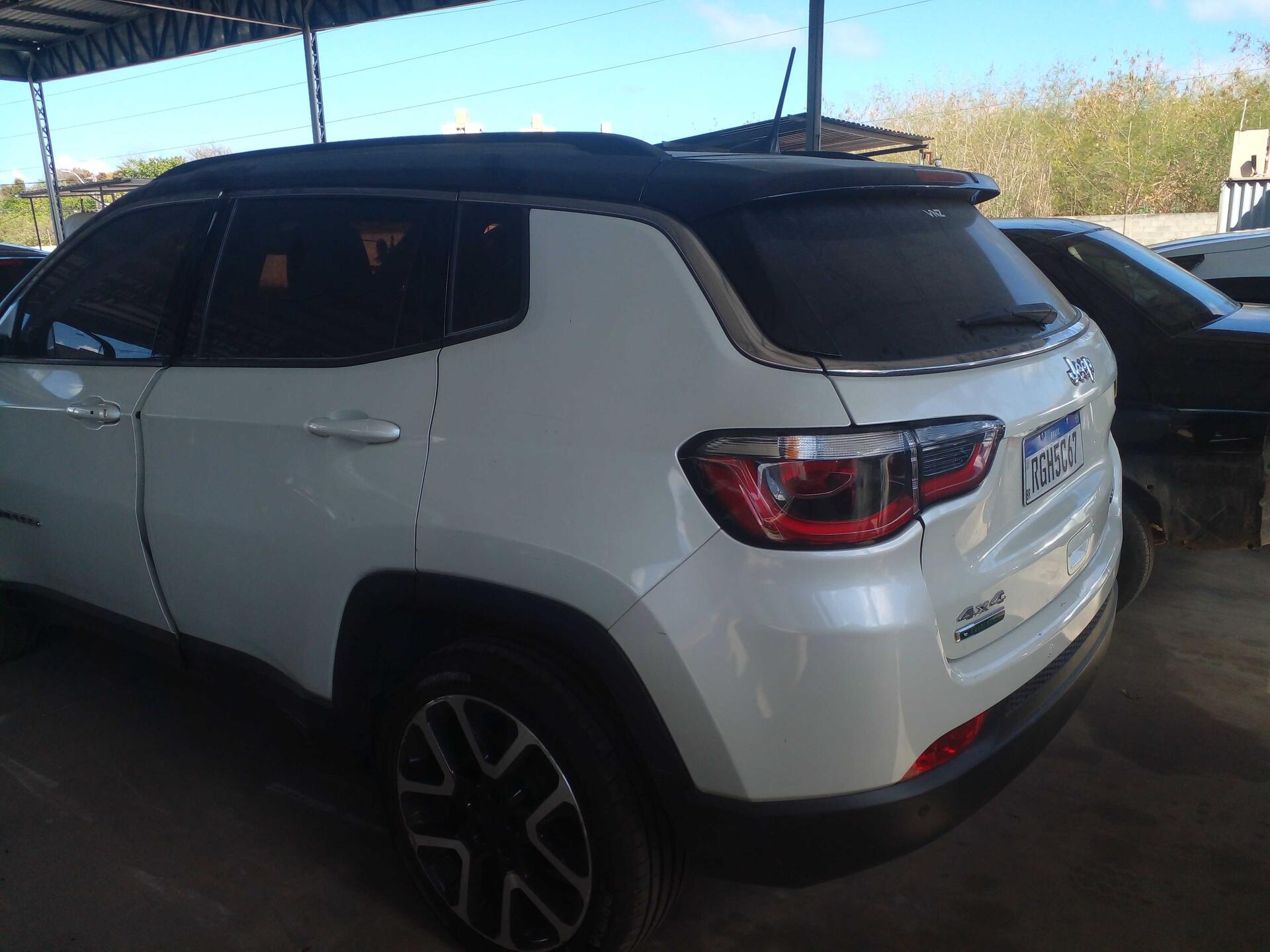 JEEP / COMPASS LIMITED 2.0 4X4 DIESEL 16V AUT. 2021/2021 — foto 14 de 40