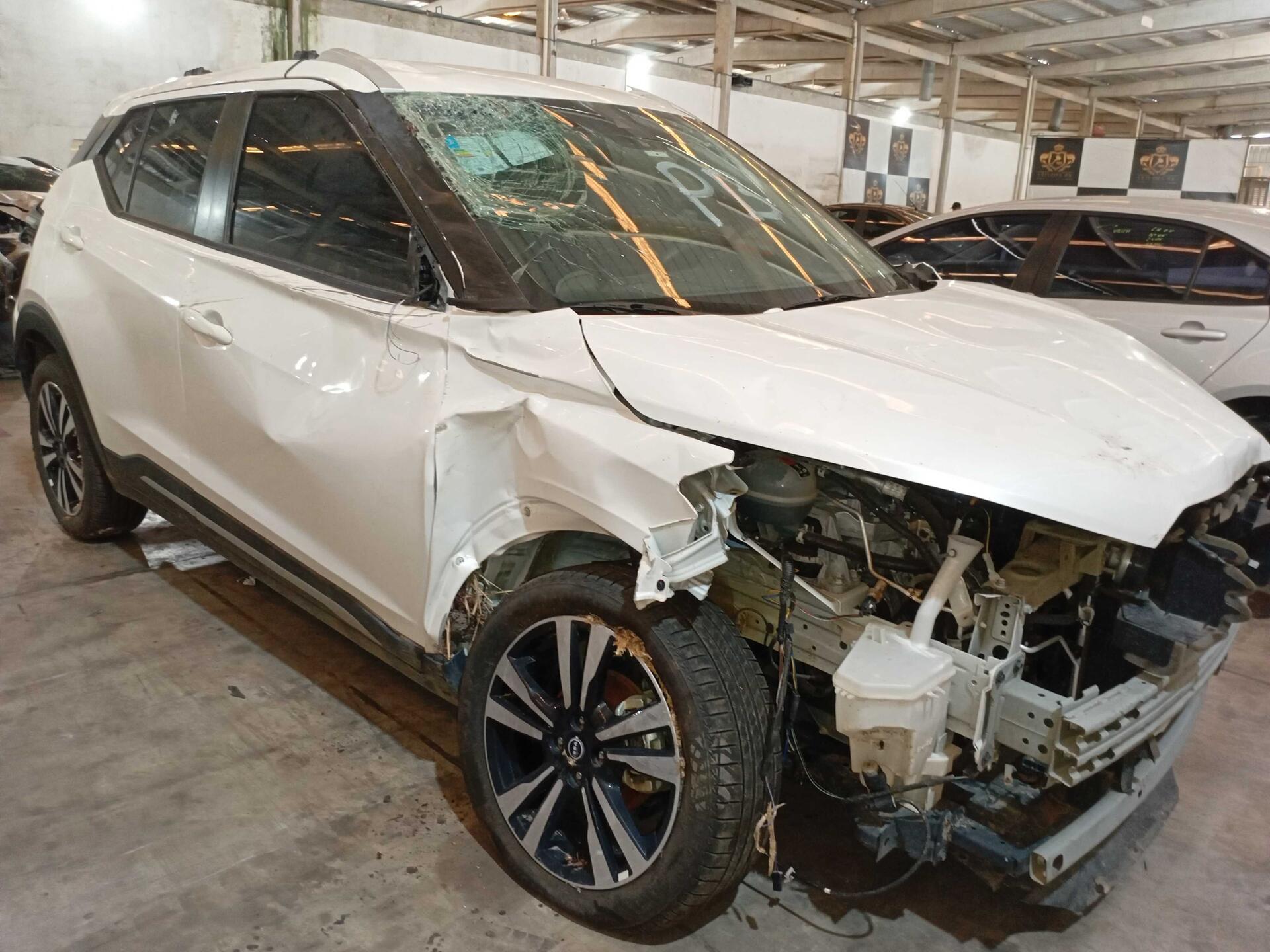 (SUCATA) NISSAN / KICKS PLAY ADV 2025/2025 — foto 26 de 40
