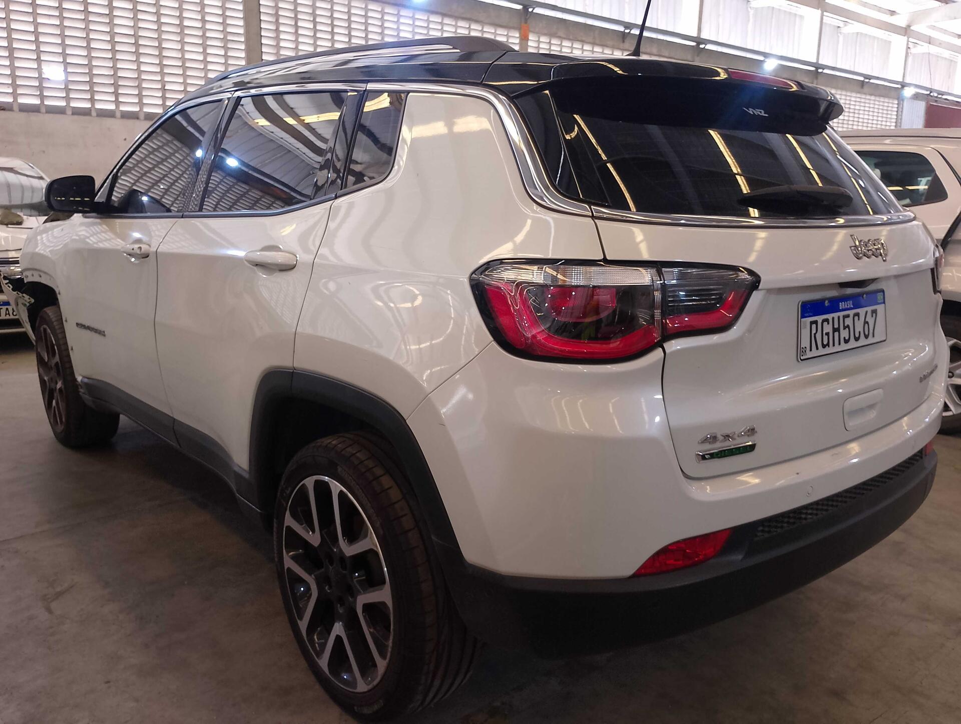 JEEP / COMPASS LIMITED 2.0 4X4 DIESEL 16V AUT. 2021/2021 — foto 20 de 40