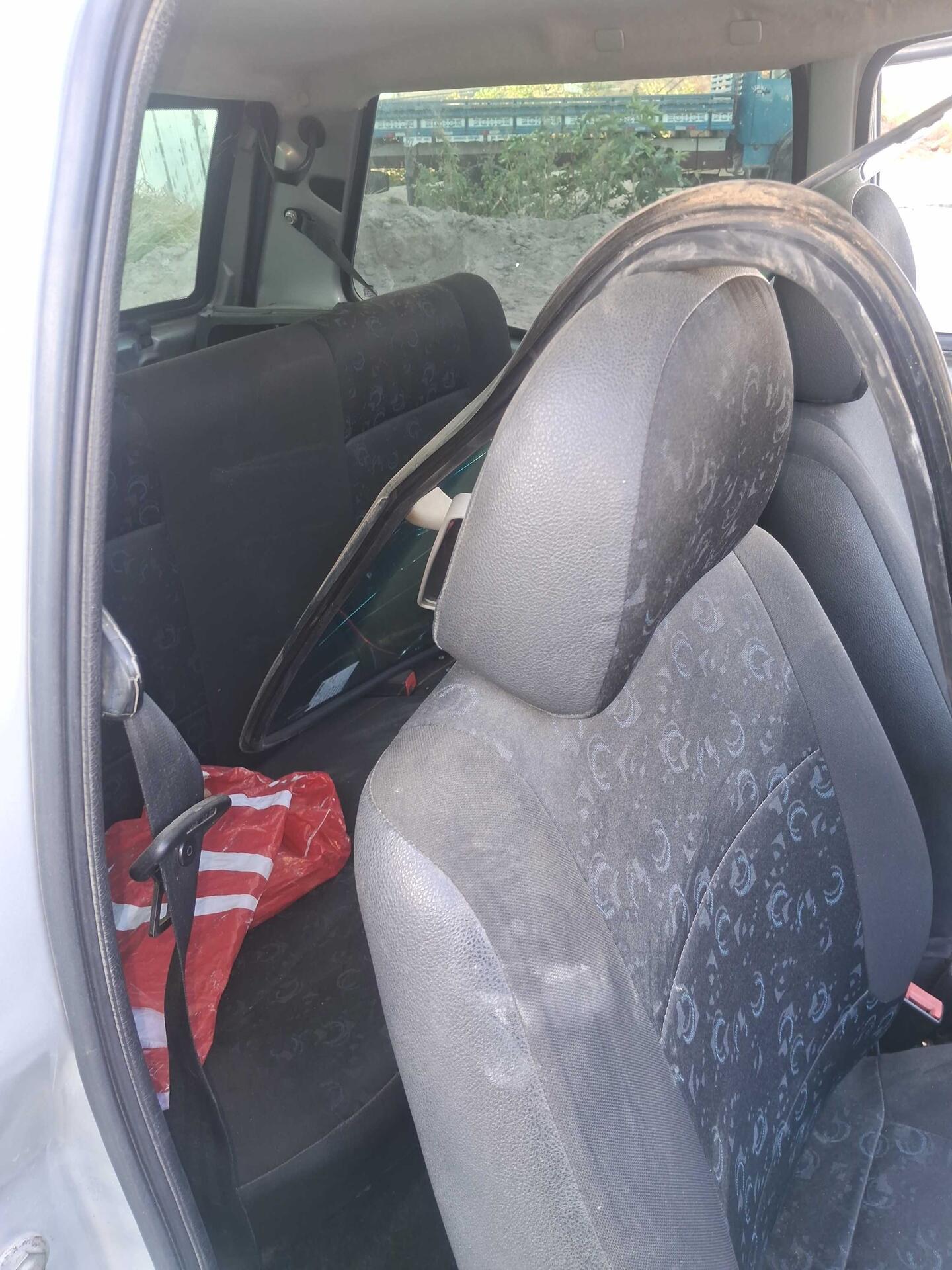 FIAT / UNO MILLE 1.0 FIRE FLEX ECONOMY 2P — foto 3 de 18