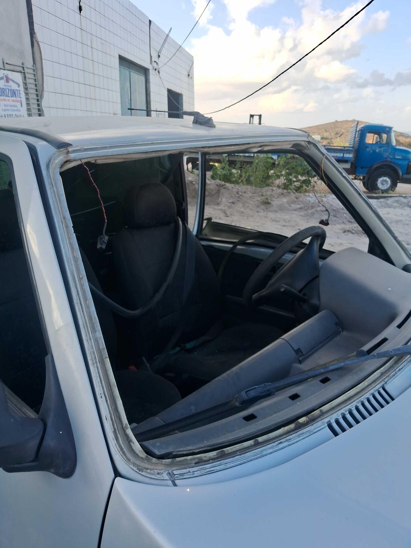 FIAT / UNO MILLE 1.0 FIRE FLEX ECONOMY 2P — foto 15 de 18