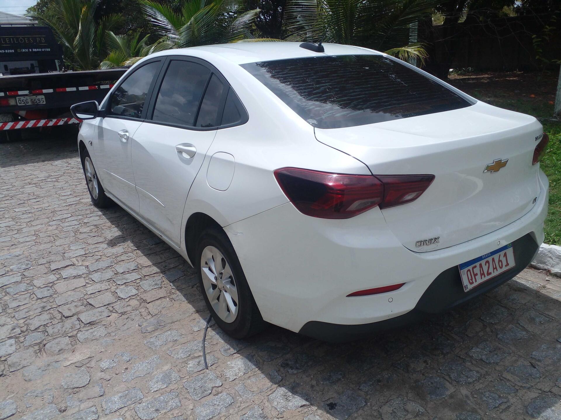 CHEVROLET / ONIX PLUS LT 1.0 12 FLEX 2020/2020 — foto 12 de 40