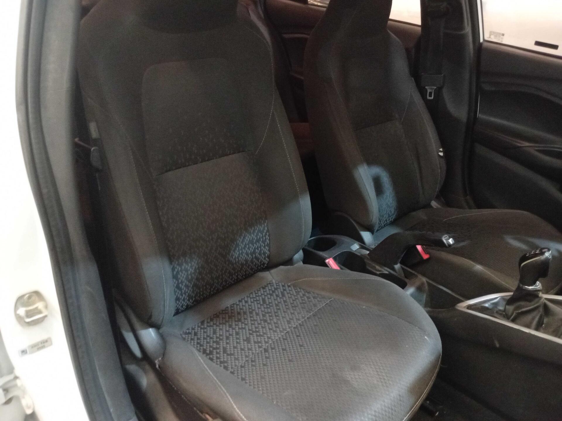 CHEVROLET / ONIX PLUS LT 1.0 12 FLEX 2020/2020 — foto 34 de 40