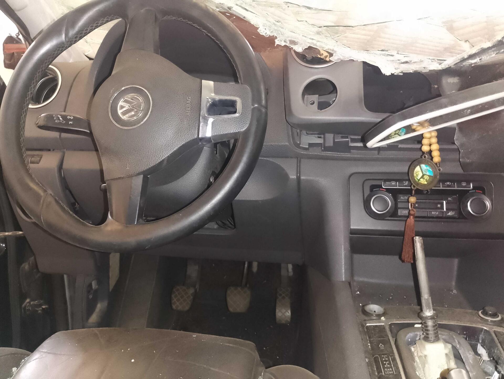 (SUCATA) VW / AMAROK CD 4X4 HIGH 2010/2011 — foto 13 de 29