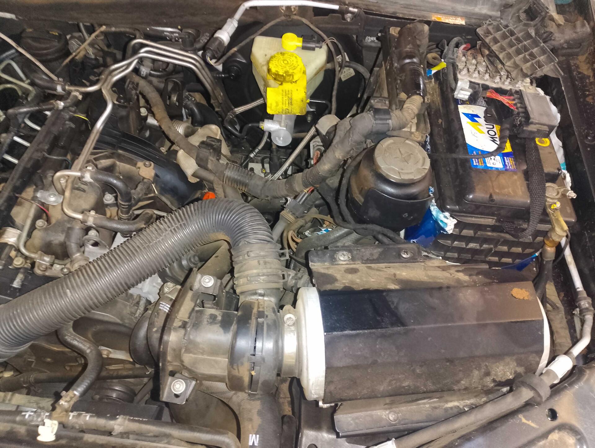 (SUCATA) VW / AMAROK CD 4X4 HIGH 2010/2011 — foto 16 de 29