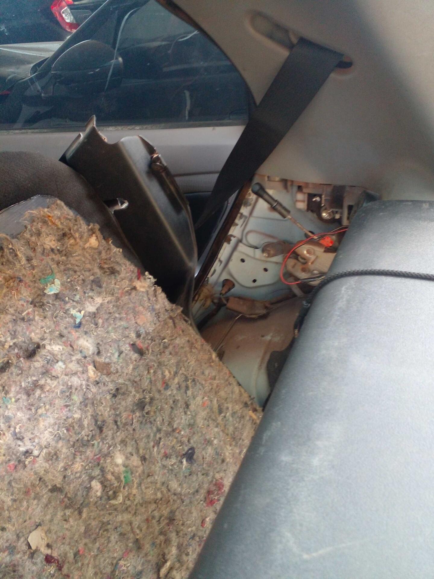 TOYOTA / ETIOS HB XLS FLEX 2013/2013 — foto 3 de 39