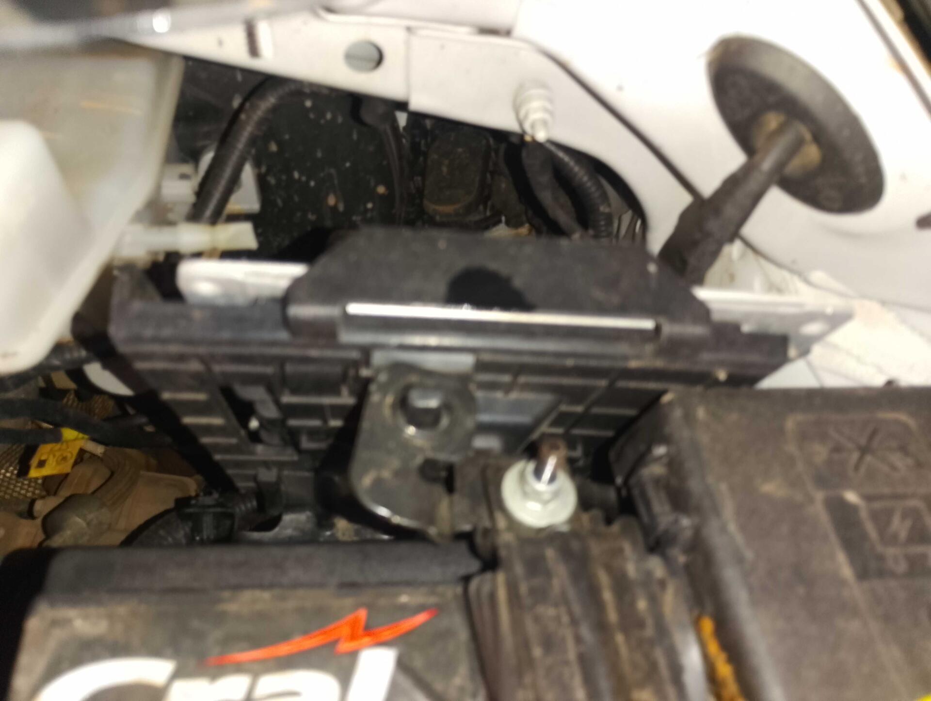 (SUCATA) CHEVROLET / TRACKER 12T A PR 2023/2024 — foto 16 de 40