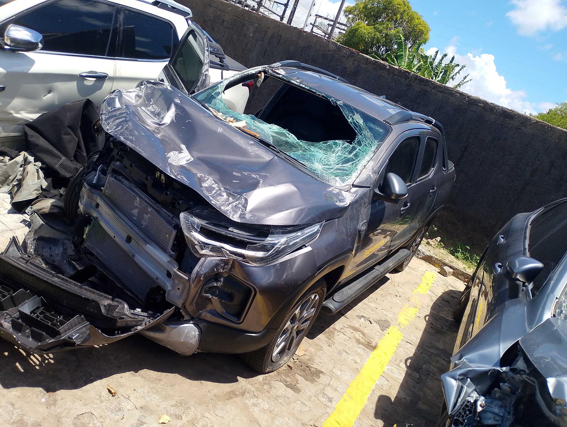 (SUCATA) FIAT / STRADA ULTRA TB 1.0 12V (C.DUP) FLEX 2023/2024 — foto 12 de 40