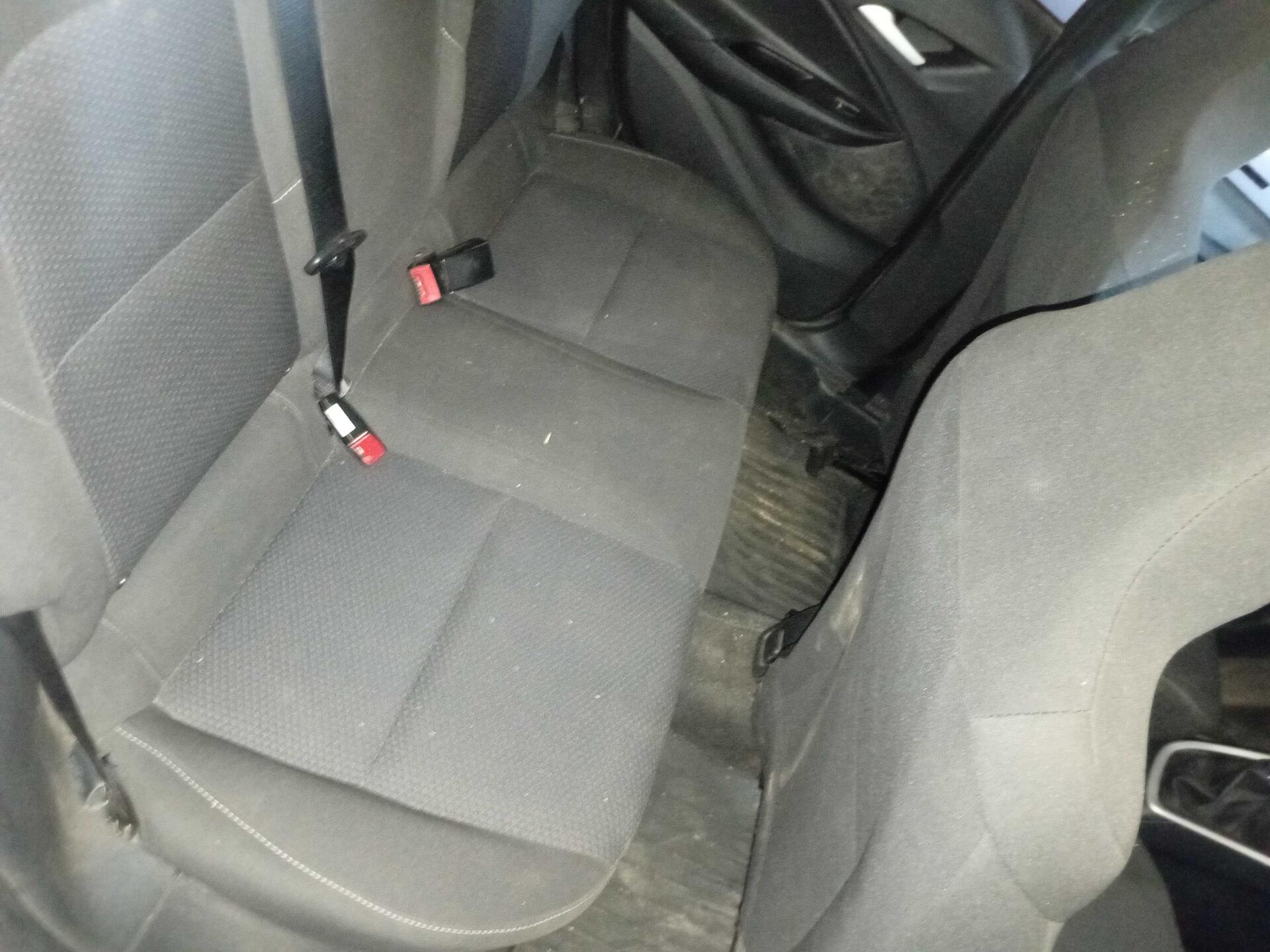 CHEVROLET / ONIX HATCH LT 1.0 12V 4P A/G FLEX 2023/2024 — foto 24 de 40