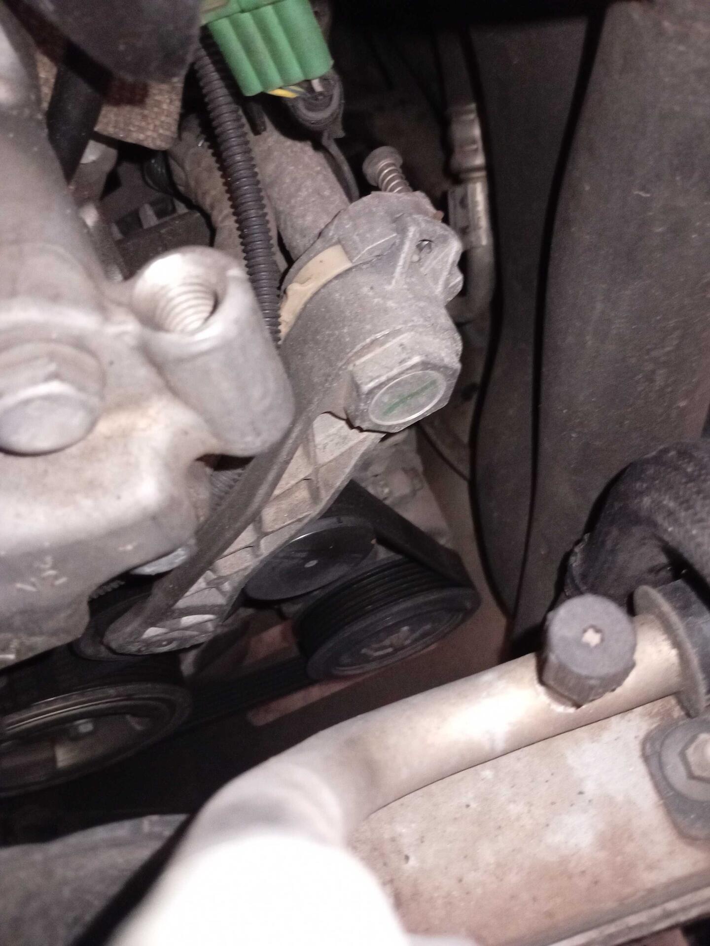 PEUGEOT / 3008 GRIFFE 1.6 TURBO 16V 5P AUT 2018/2019 — foto 11 de 40