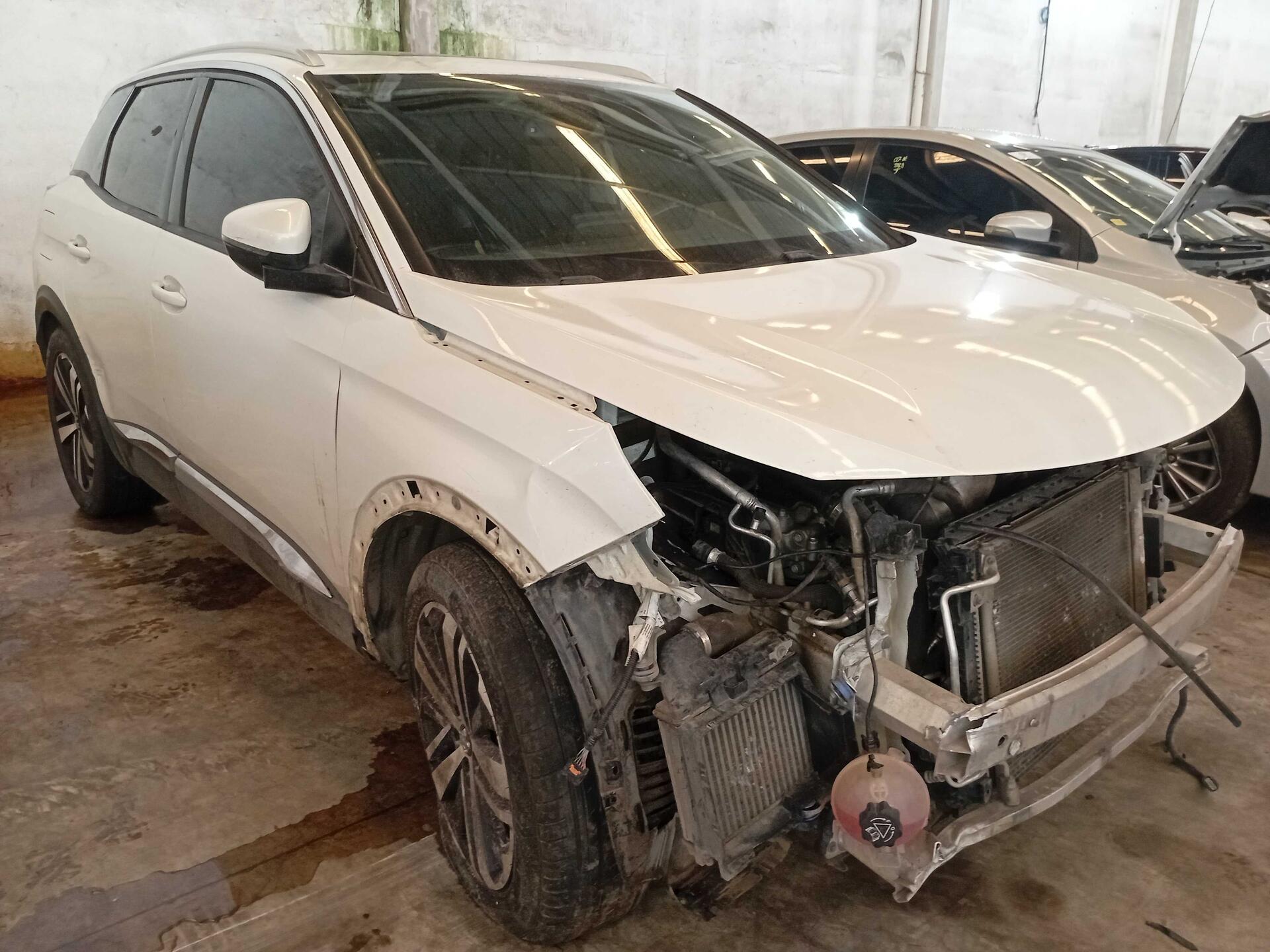 PEUGEOT / 3008 GRIFFE 1.6 TURBO 16V 5P AUT 2018/2019 — foto 17 de 40