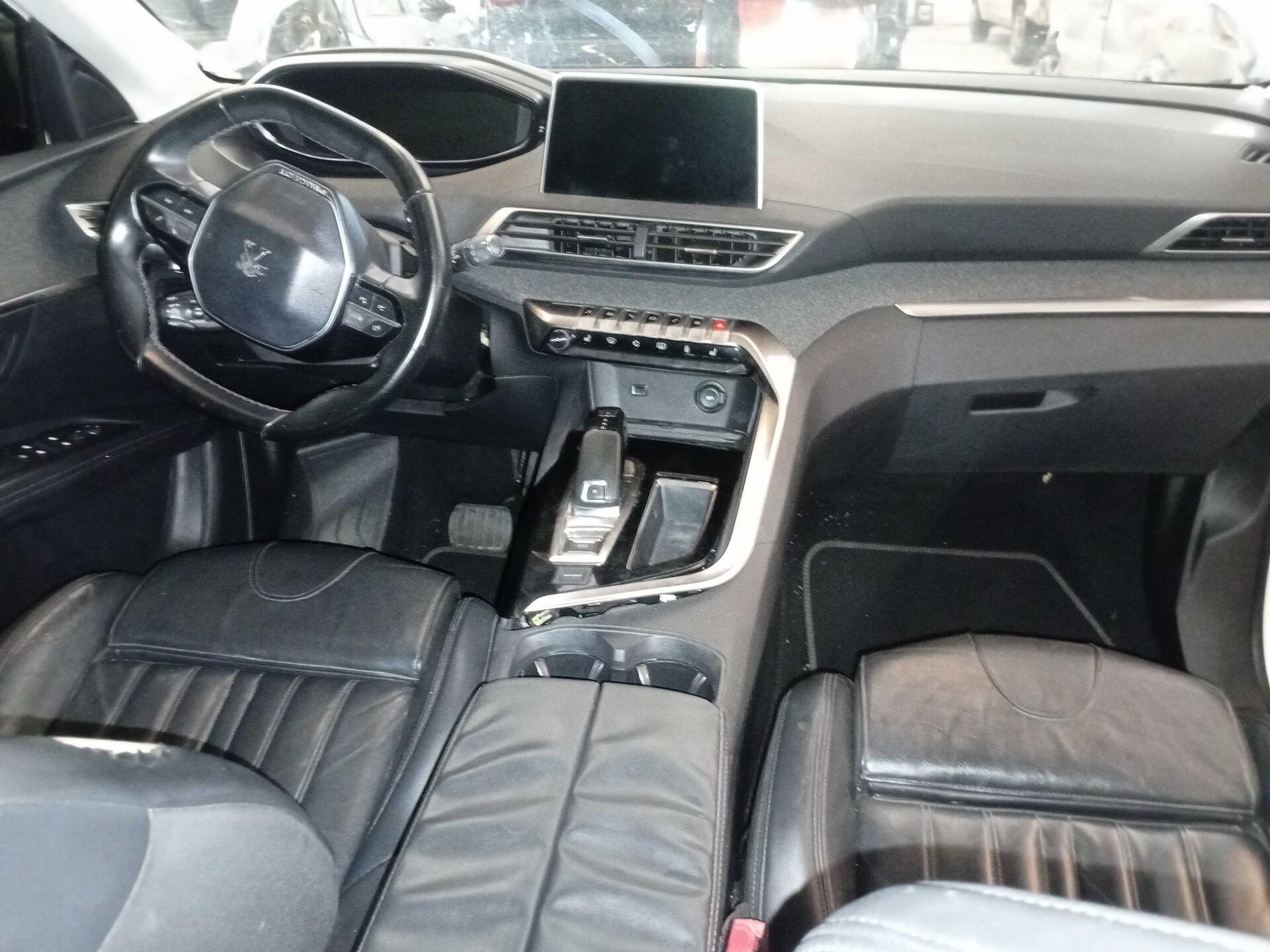 PEUGEOT / 3008 GRIFFE 1.6 TURBO 16V 5P AUT 2018/2019 — foto 20 de 40