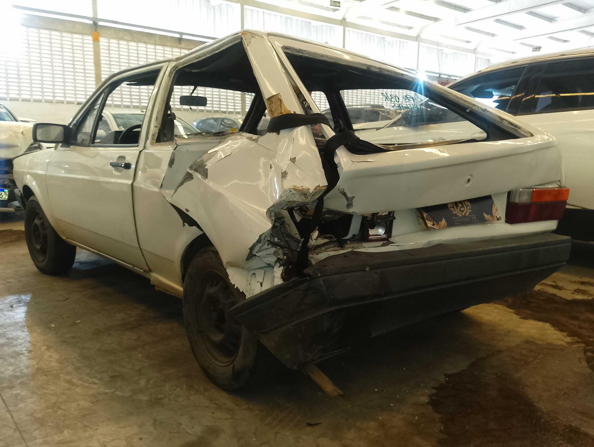(SUCATA) VOLKSWAGEN / GOL CL 1.6 1993/1993 — foto 5 de 40