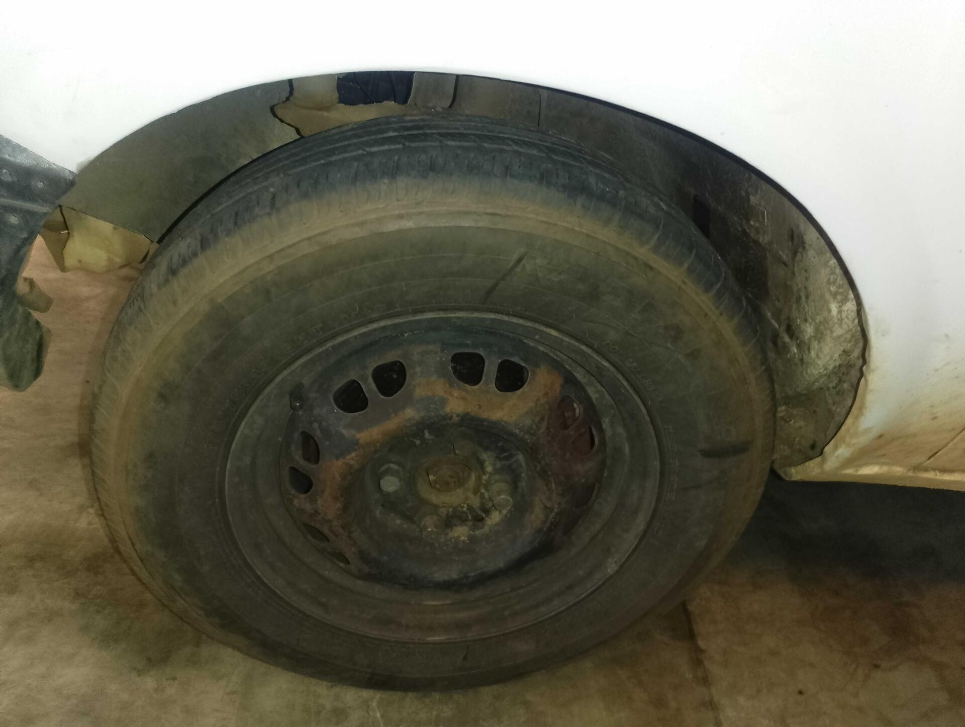 (SUCATA) VOLKSWAGEN / GOL CL 1.6 1993/1993 — foto 30 de 40