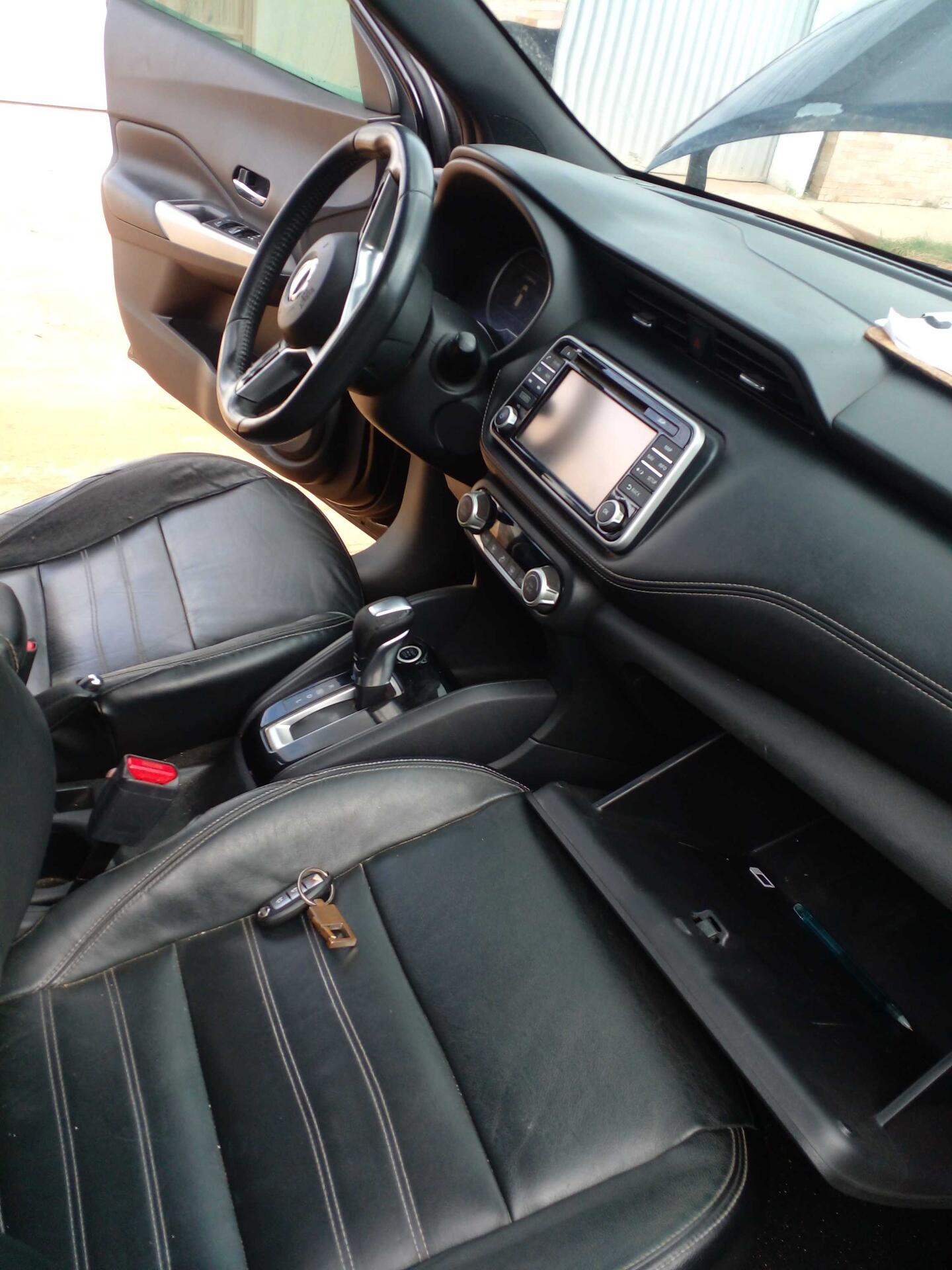 NISSAN / KICKS SL 1.6 16V CV FLEX 2016/2017 — foto 4 de 40