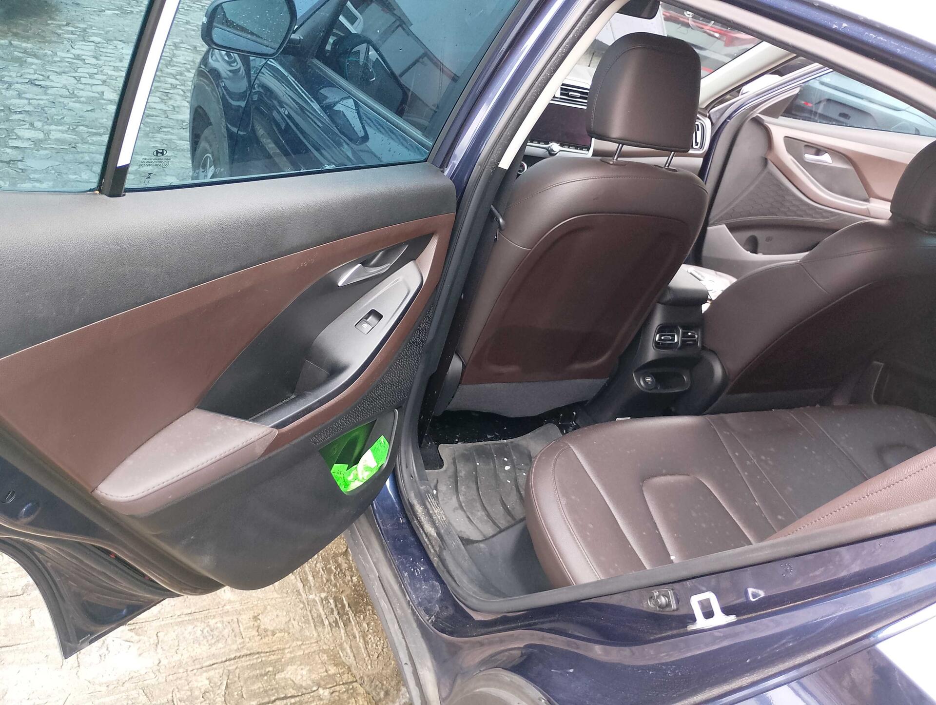 HYUNDAI / CRETA PLATINUM 1.0 TB 12V AUT FLEX 2022/2023 — foto 24 de 40
