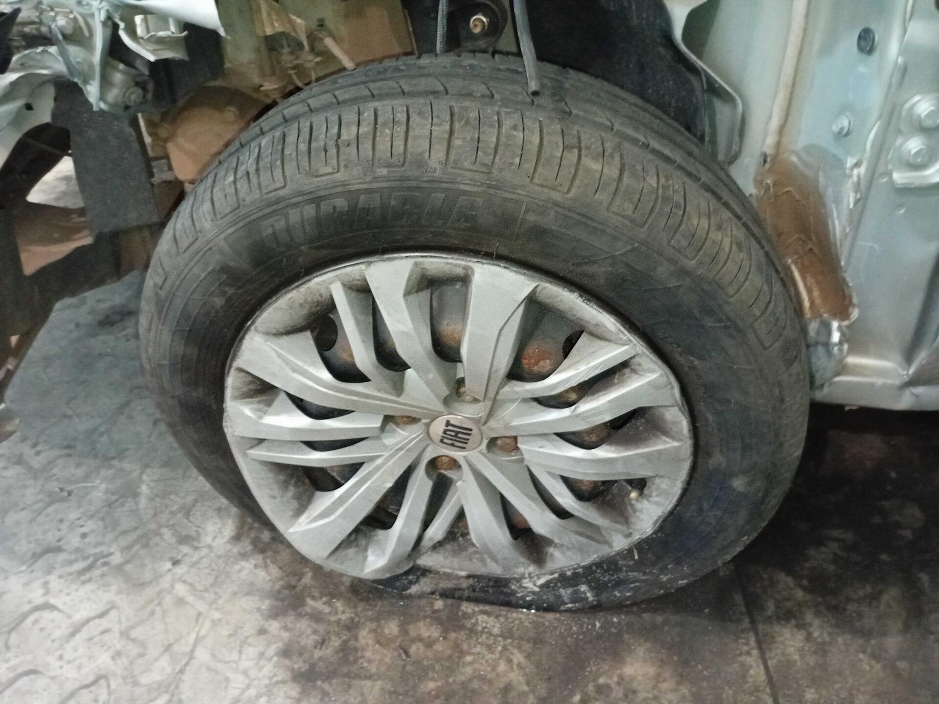 (SUCATA) FIAT / CRONOS DRIVE 1.0 4P 2023/2024 — foto 12 de 40