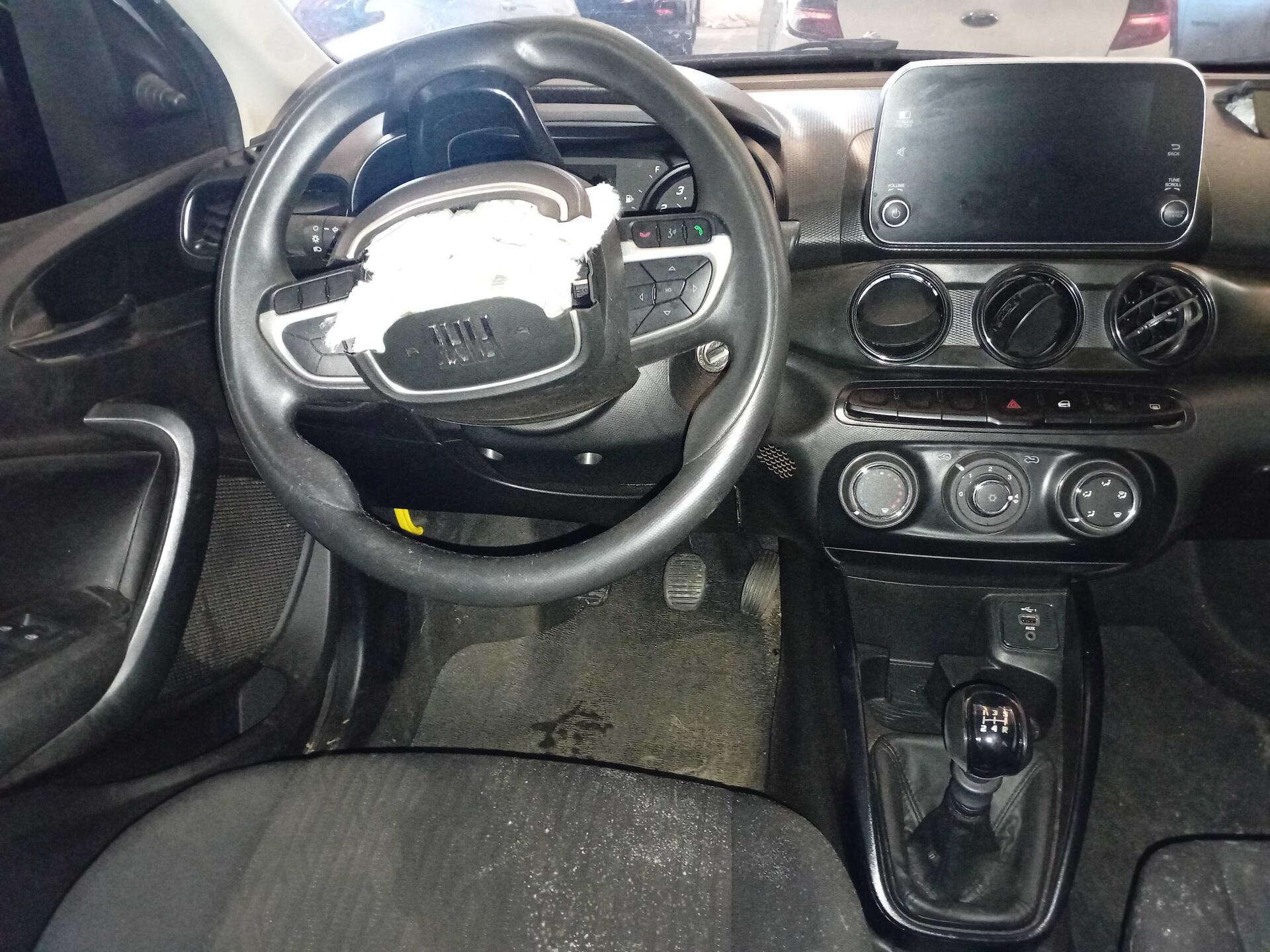 (SUCATA) FIAT / CRONOS DRIVE 1.0 4P 2023/2024 — foto 34 de 40