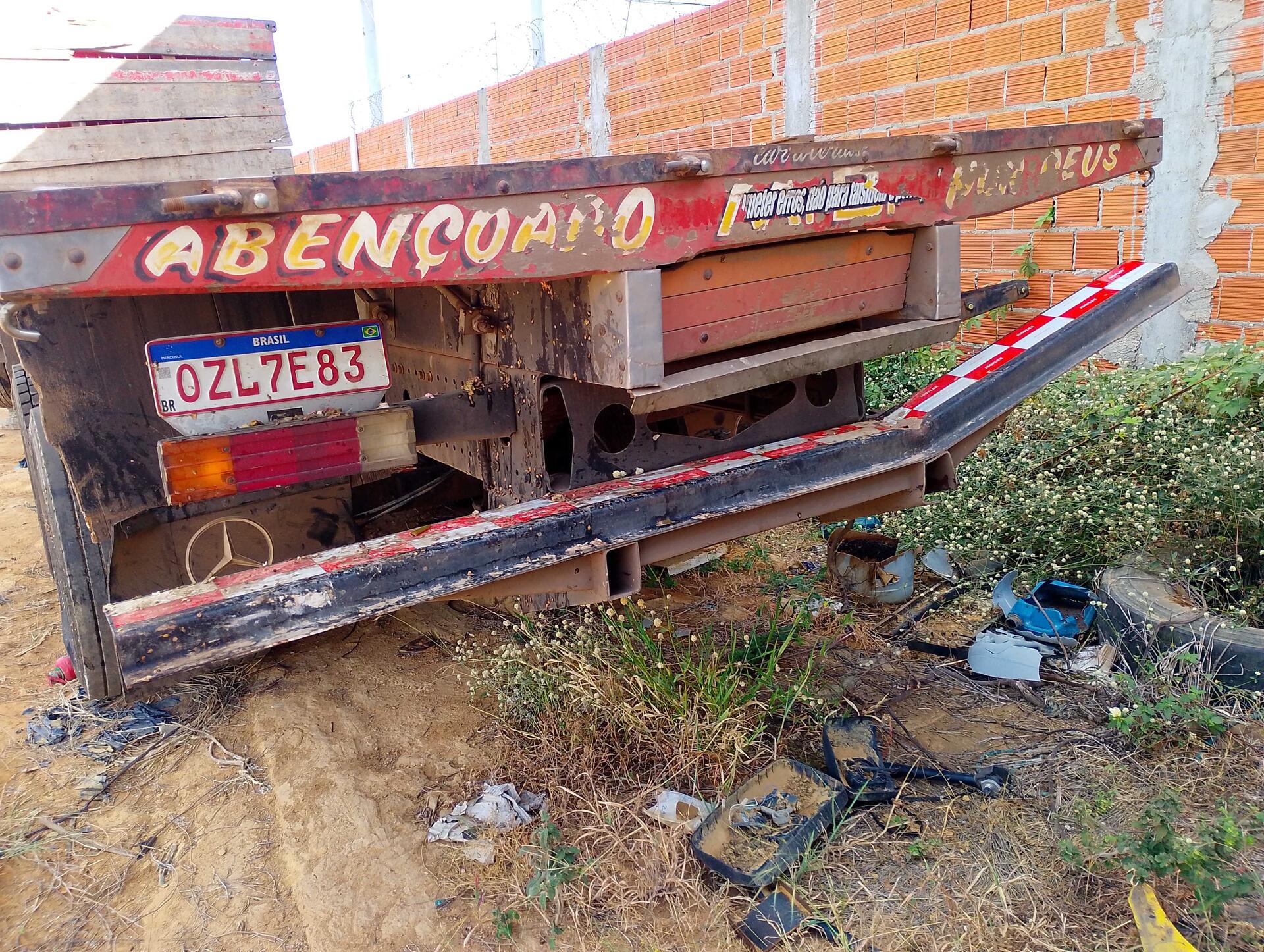 (SUCATA) M.BENZ / ATEGO 2430 2014/2014 — foto 3 de 40