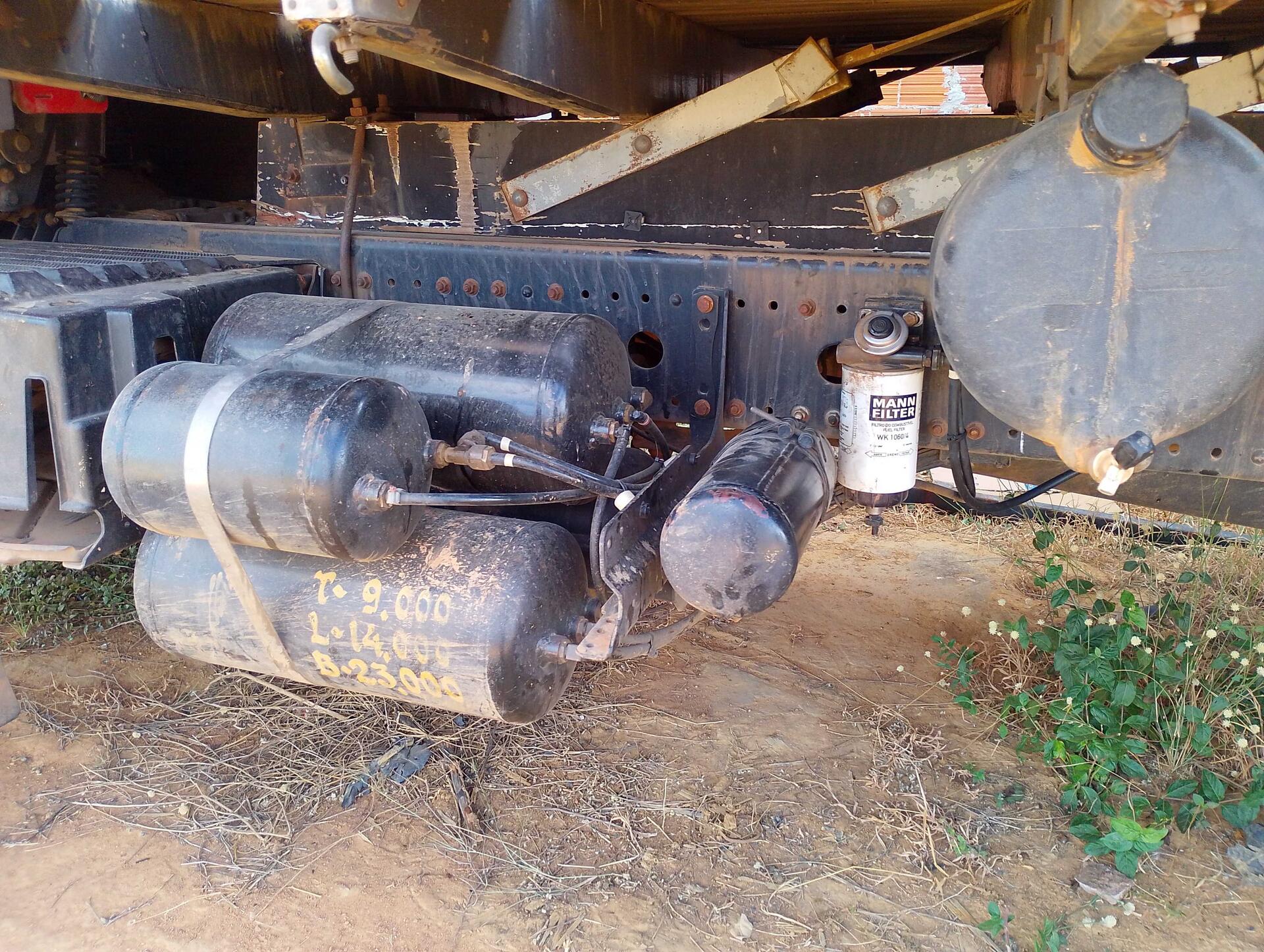 (SUCATA) M.BENZ / ATEGO 2430 2014/2014 — foto 7 de 40