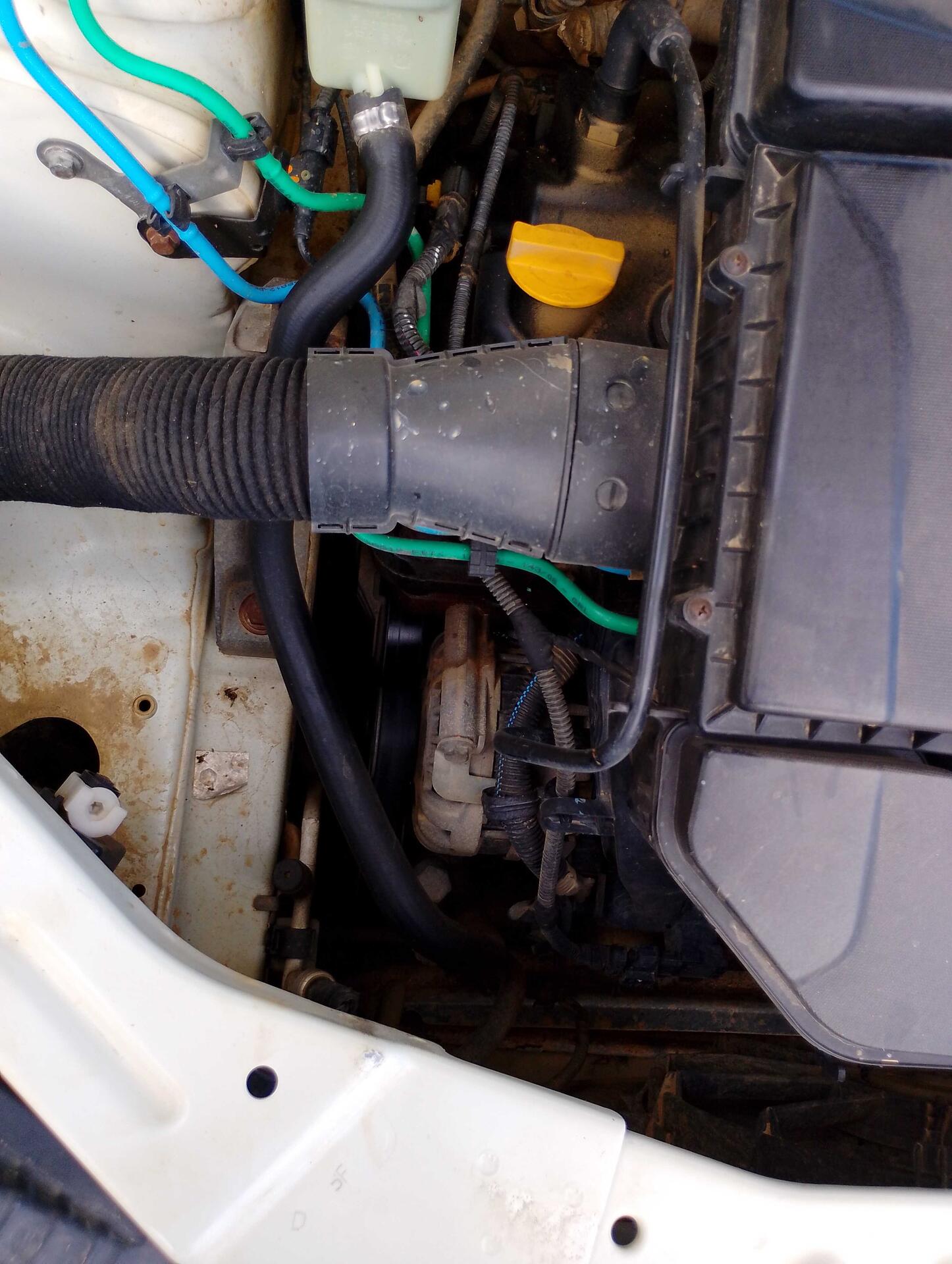 FIAT / SIENA ESSENCE 1.6 FLEX 2016/2017 — foto 9 de 40