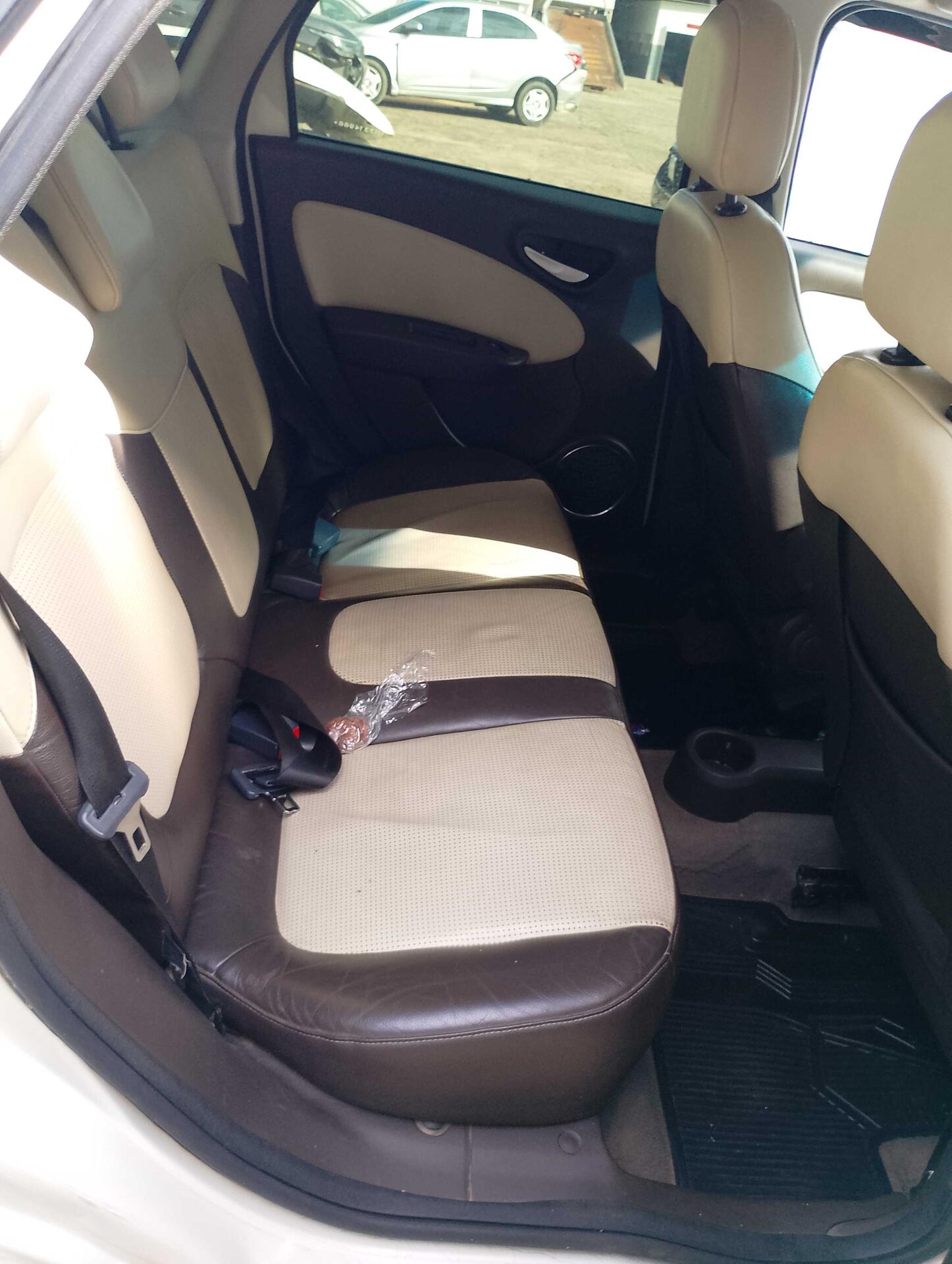 FIAT / SIENA ESSENCE 1.6 FLEX 2016/2017 — foto 21 de 40