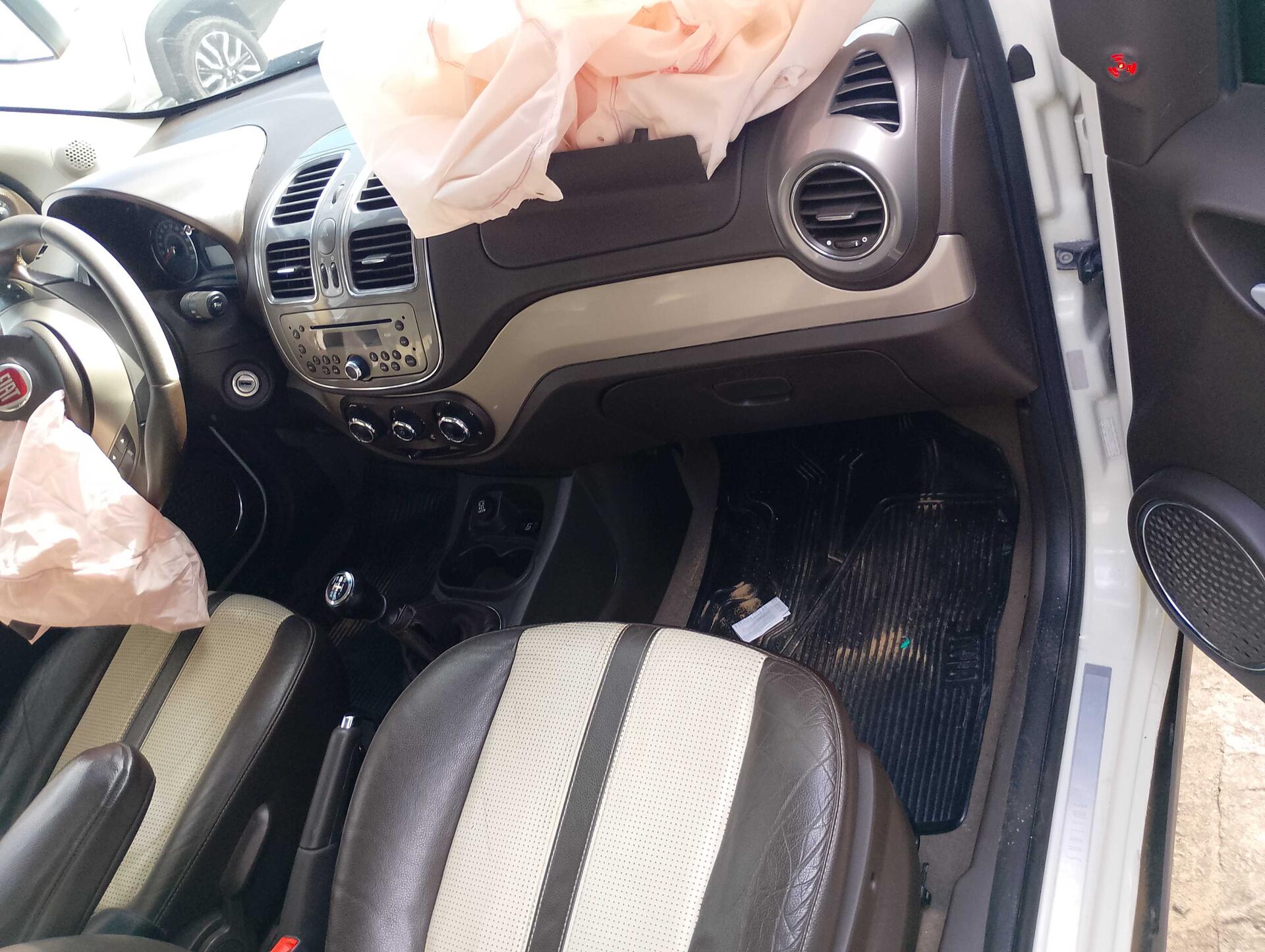 FIAT / SIENA ESSENCE 1.6 FLEX 2016/2017 — foto 23 de 40