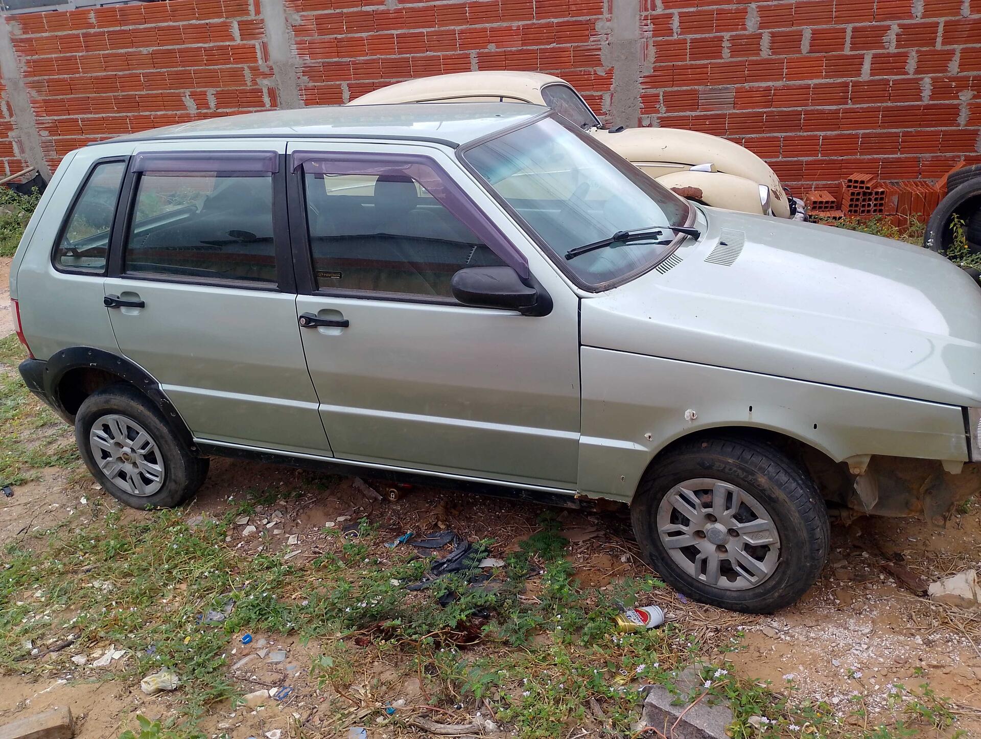 FIAT / UNO MILLE 1.0 8V FIRE FLEX 4P — foto 8 de 9