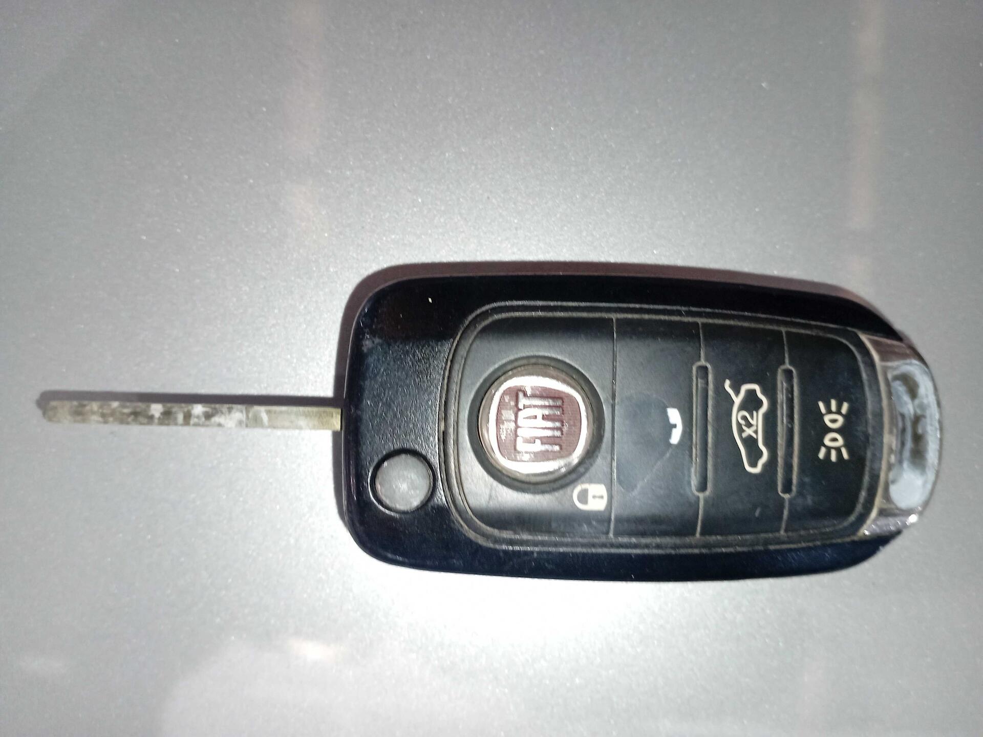 (SUCATA) FIAT / ARGO DRIVE GSR 1.3 8V FLEX 2018/2018 — foto 23 de 29
