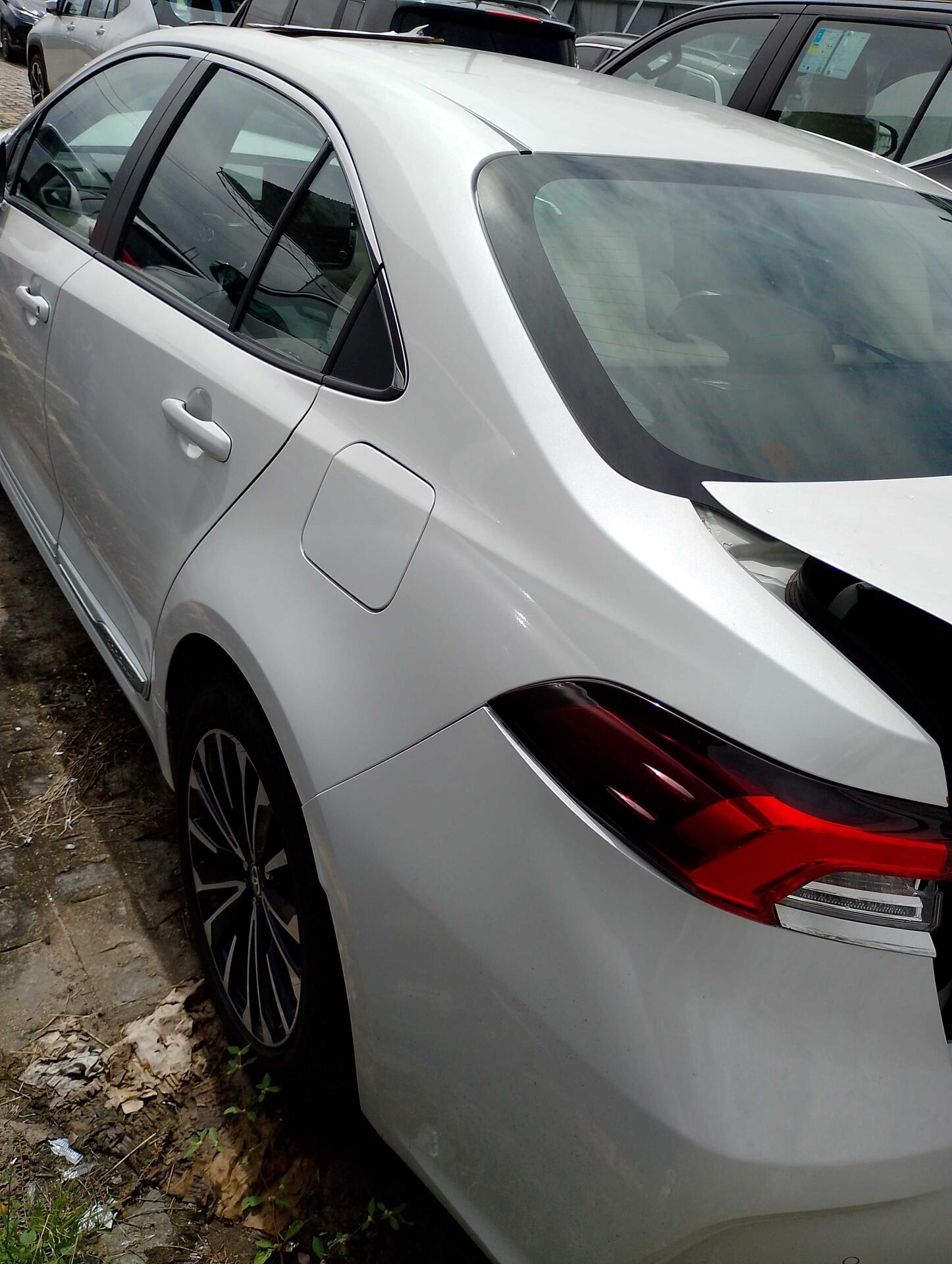 TOYOTA / COROLLA SEDAN ALTIS PREMIUM 1.8 HÍBRIDO 2026/2026 — foto 5 de 40