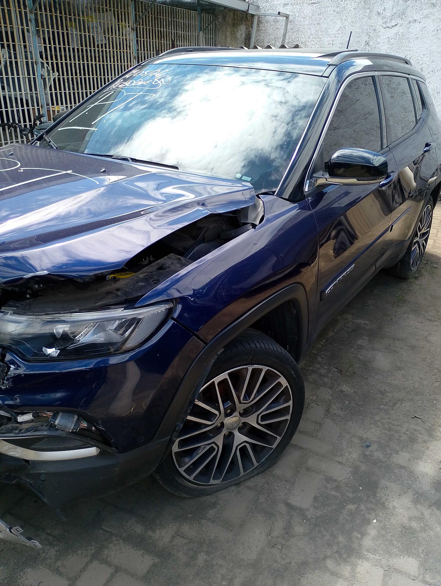 JEEP / COMPASS LIMITED TD DIESEL 2023/2023 — foto 3 de 40