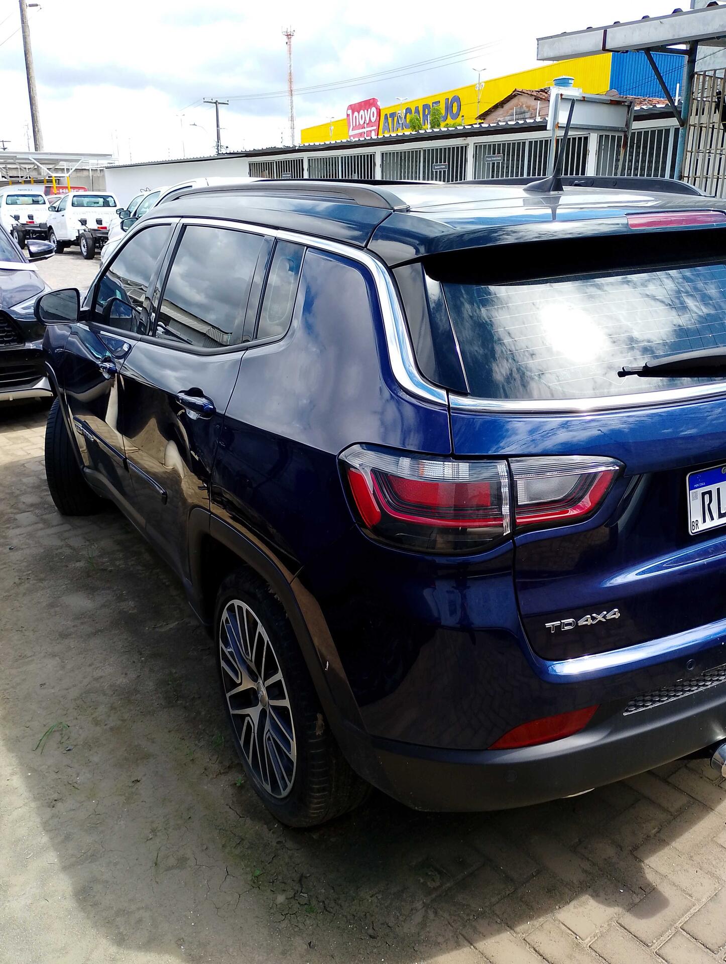 JEEP / COMPASS LIMITED TD DIESEL 2023/2023 — foto 4 de 40